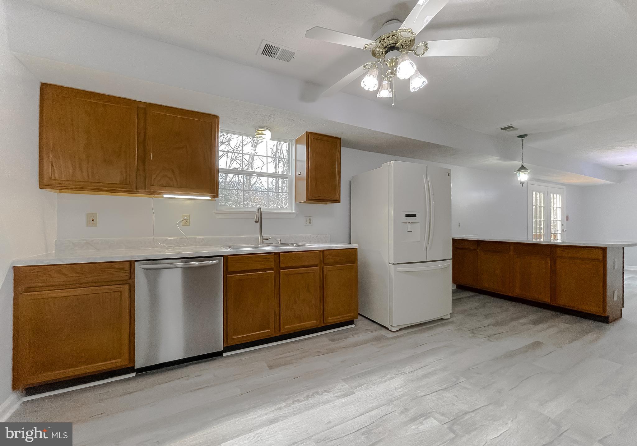 WHITE SANDS - Residential