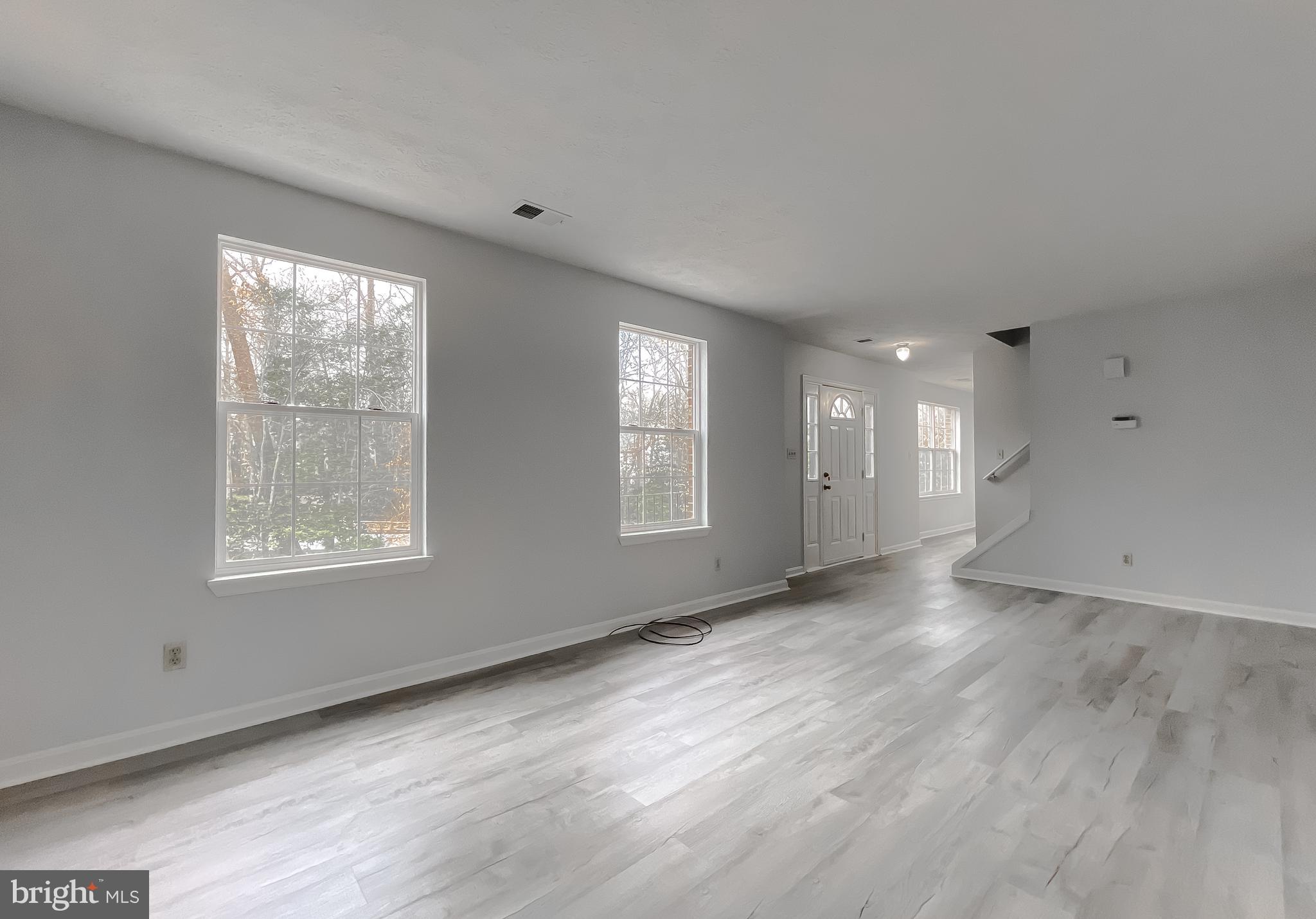 WHITE SANDS - Residential