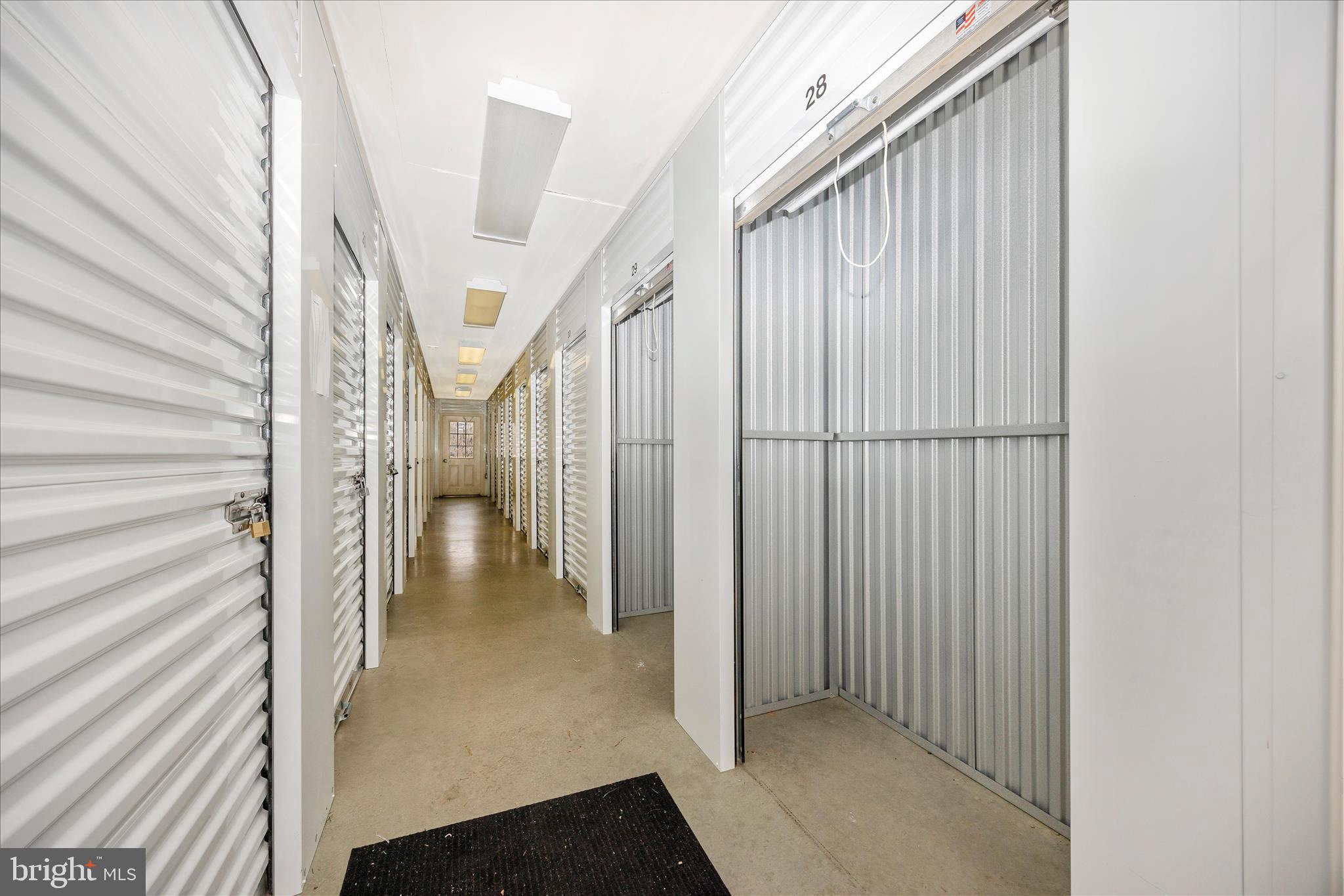 WORMANS MILL - Residential