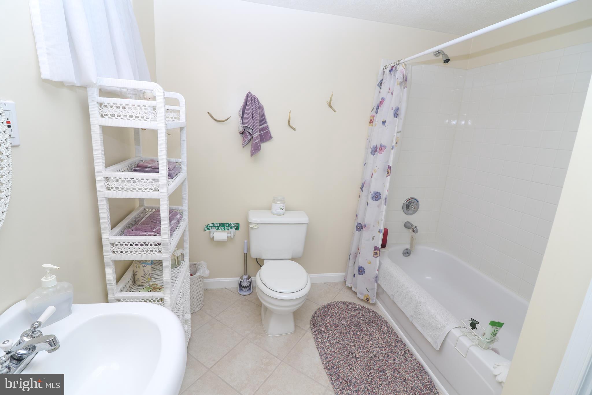 BROOKLAND ESTATES - Residential