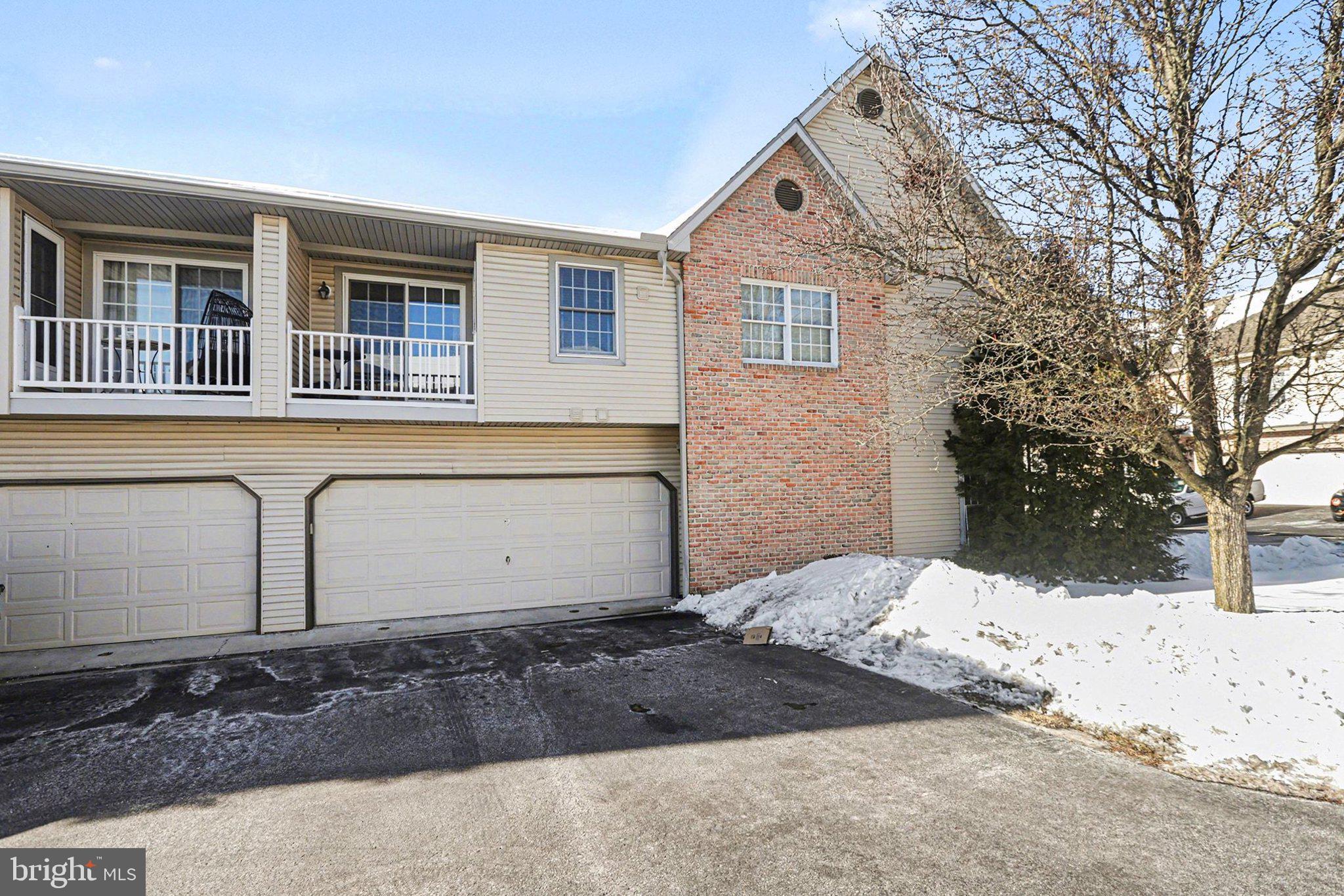 CARRIAGE HOMES - Residential