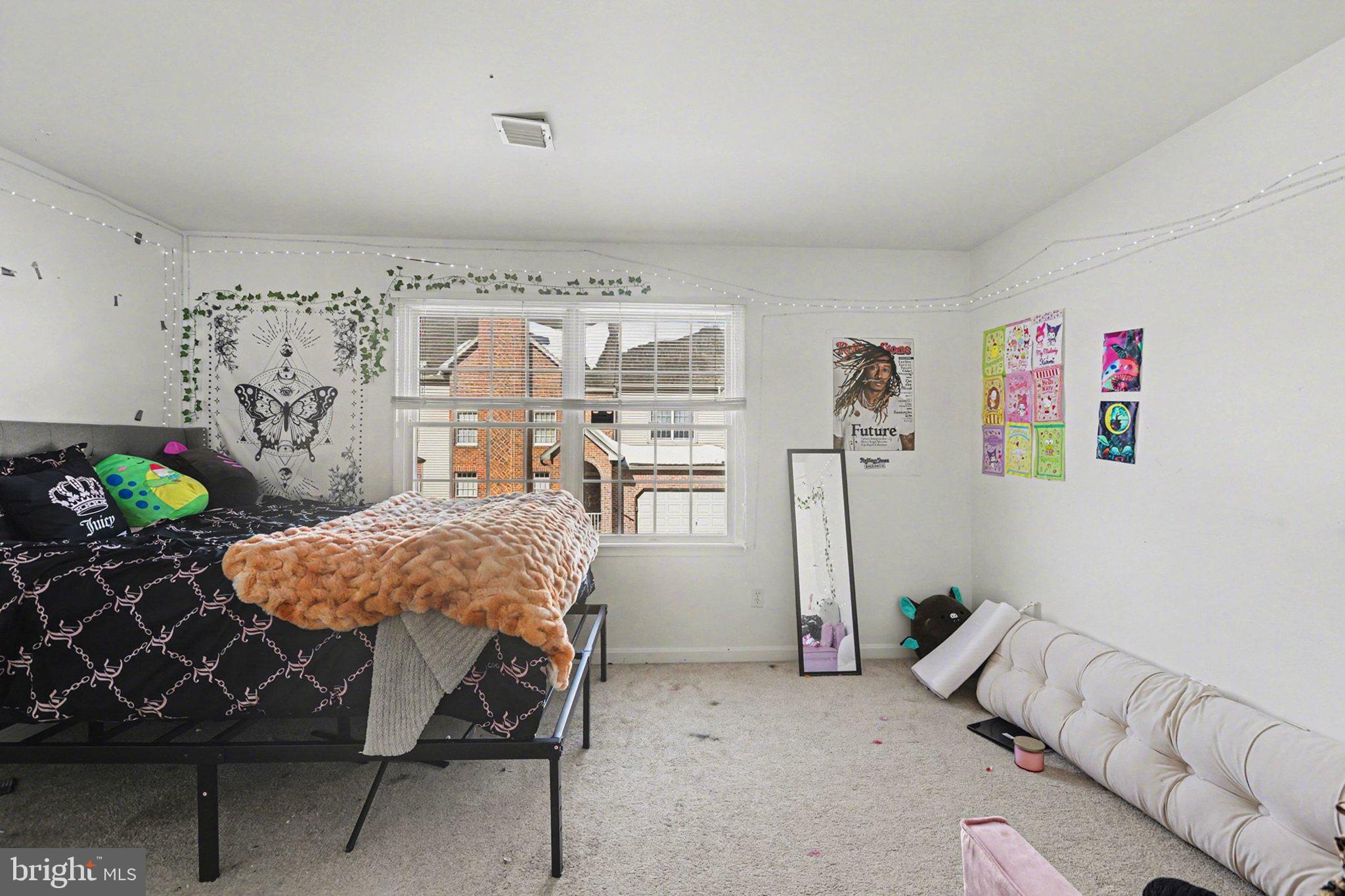 CARRIAGE HOMES - Residential