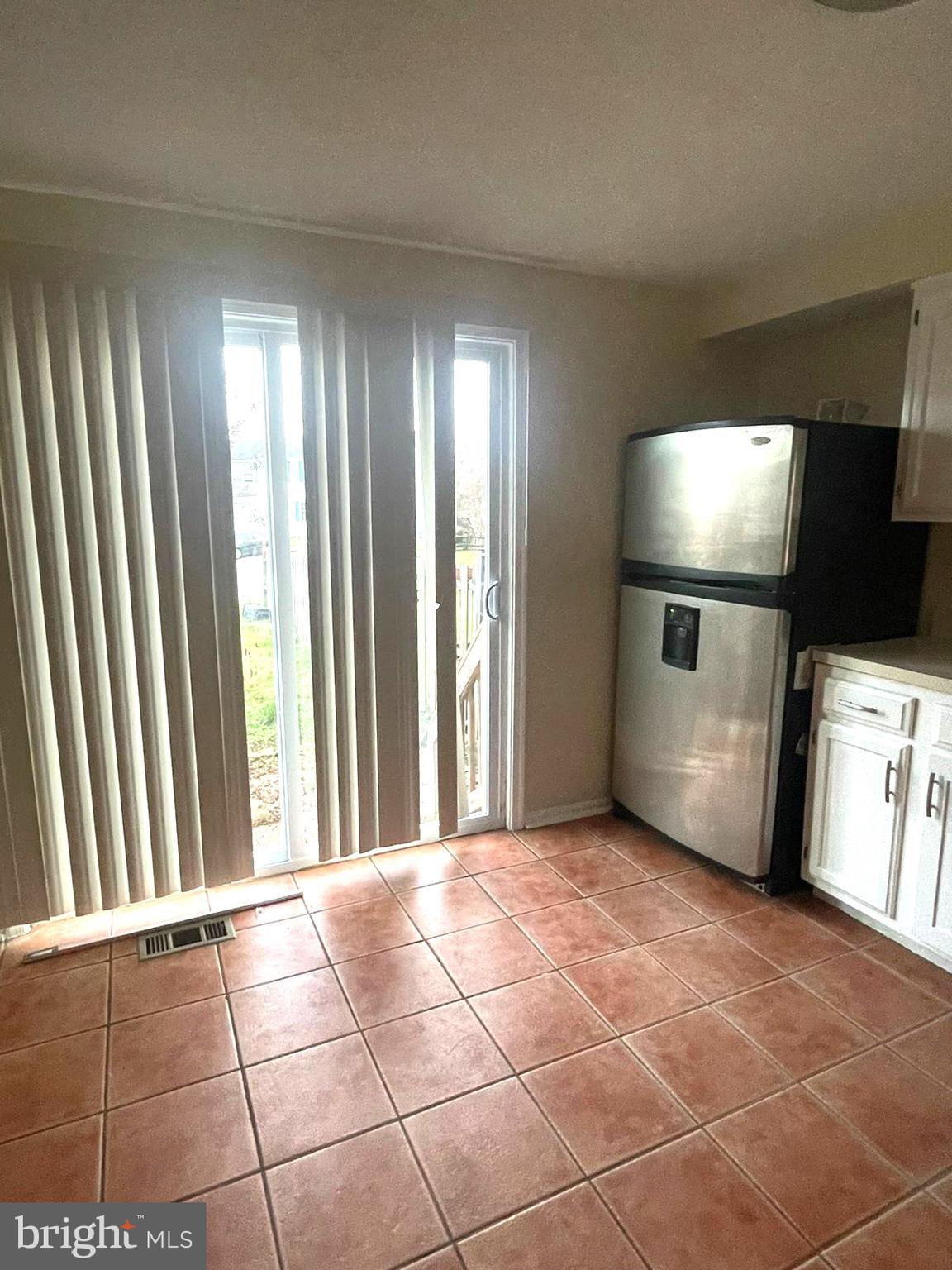 PARKVIEW TRAIL - Residential Lease