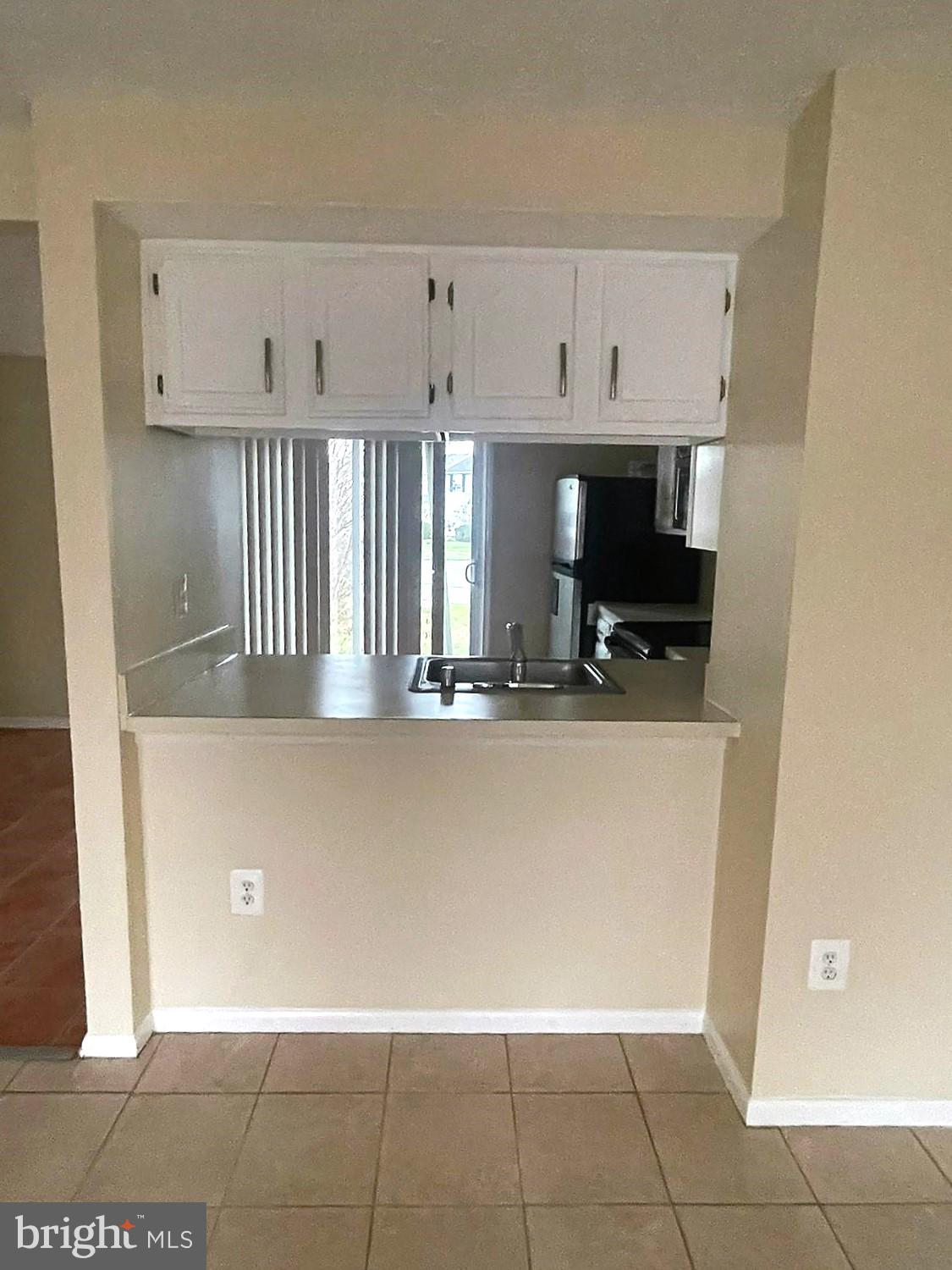 PARKVIEW TRAIL - Residential Lease