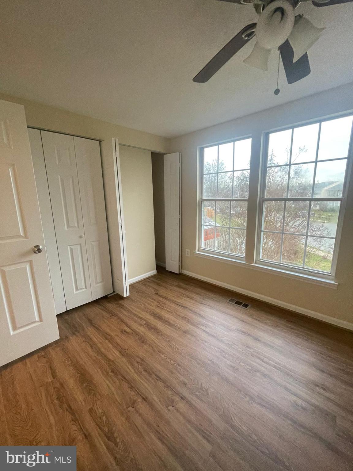 PARKVIEW TRAIL - Residential Lease