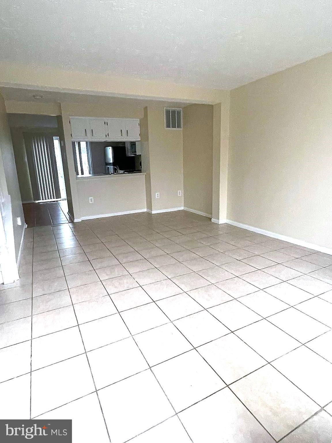 PARKVIEW TRAIL - Residential Lease