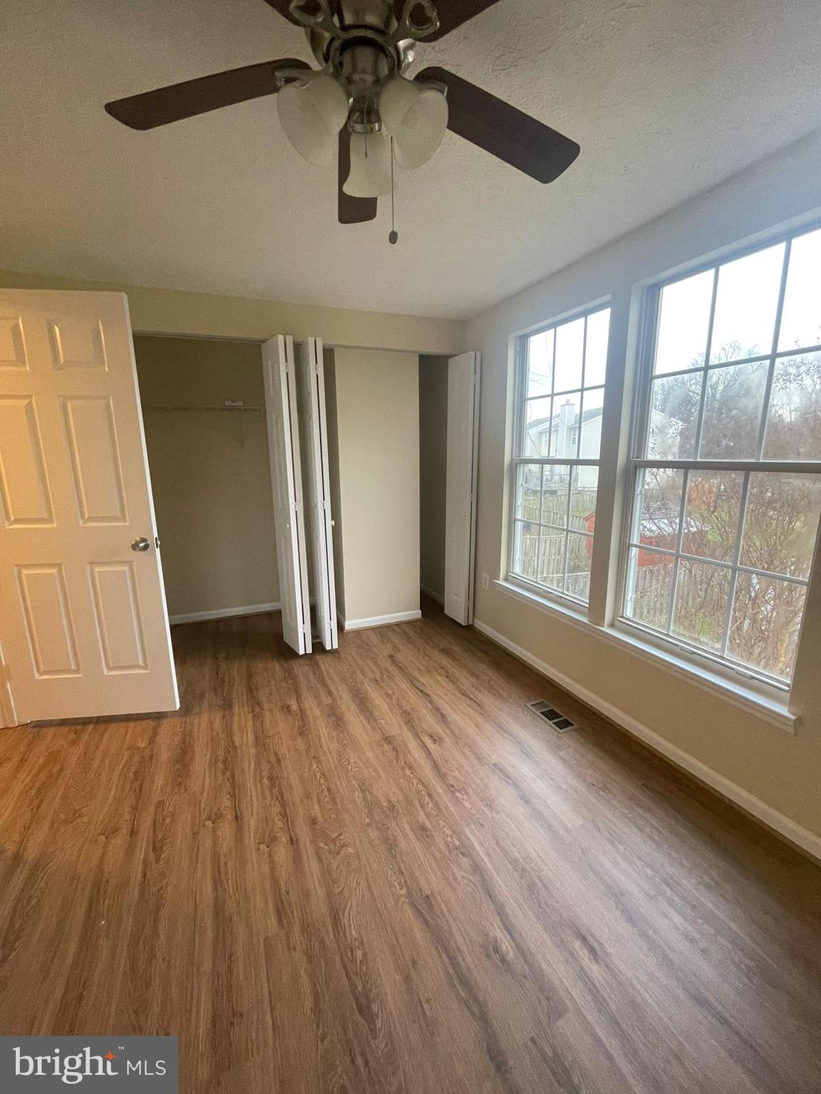 PARKVIEW TRAIL - Residential Lease