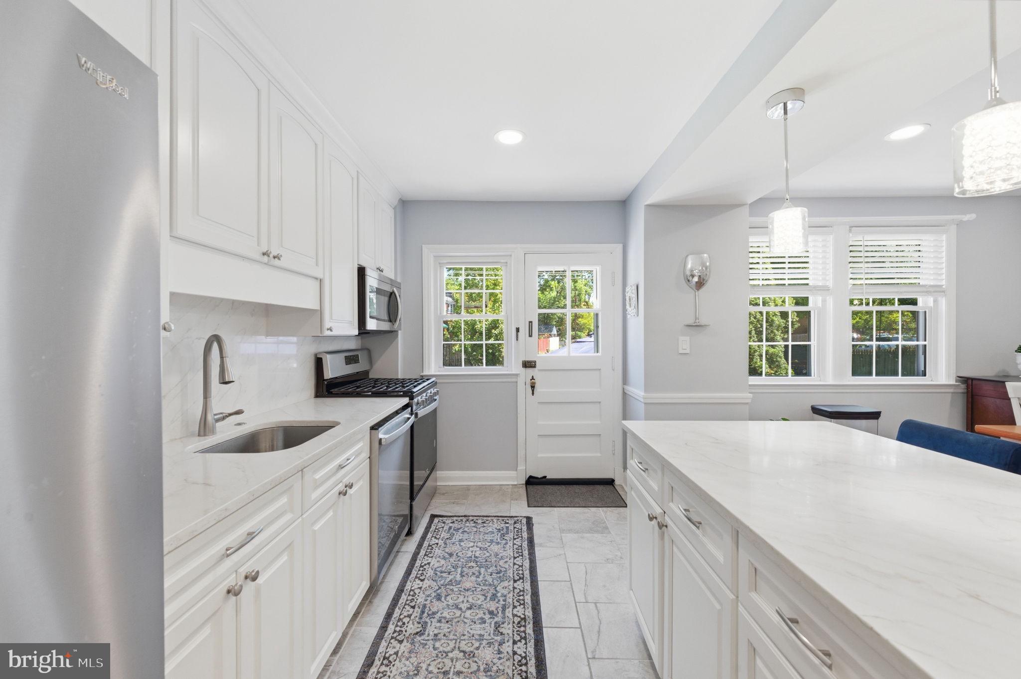 RODGERS FORGE - Residential