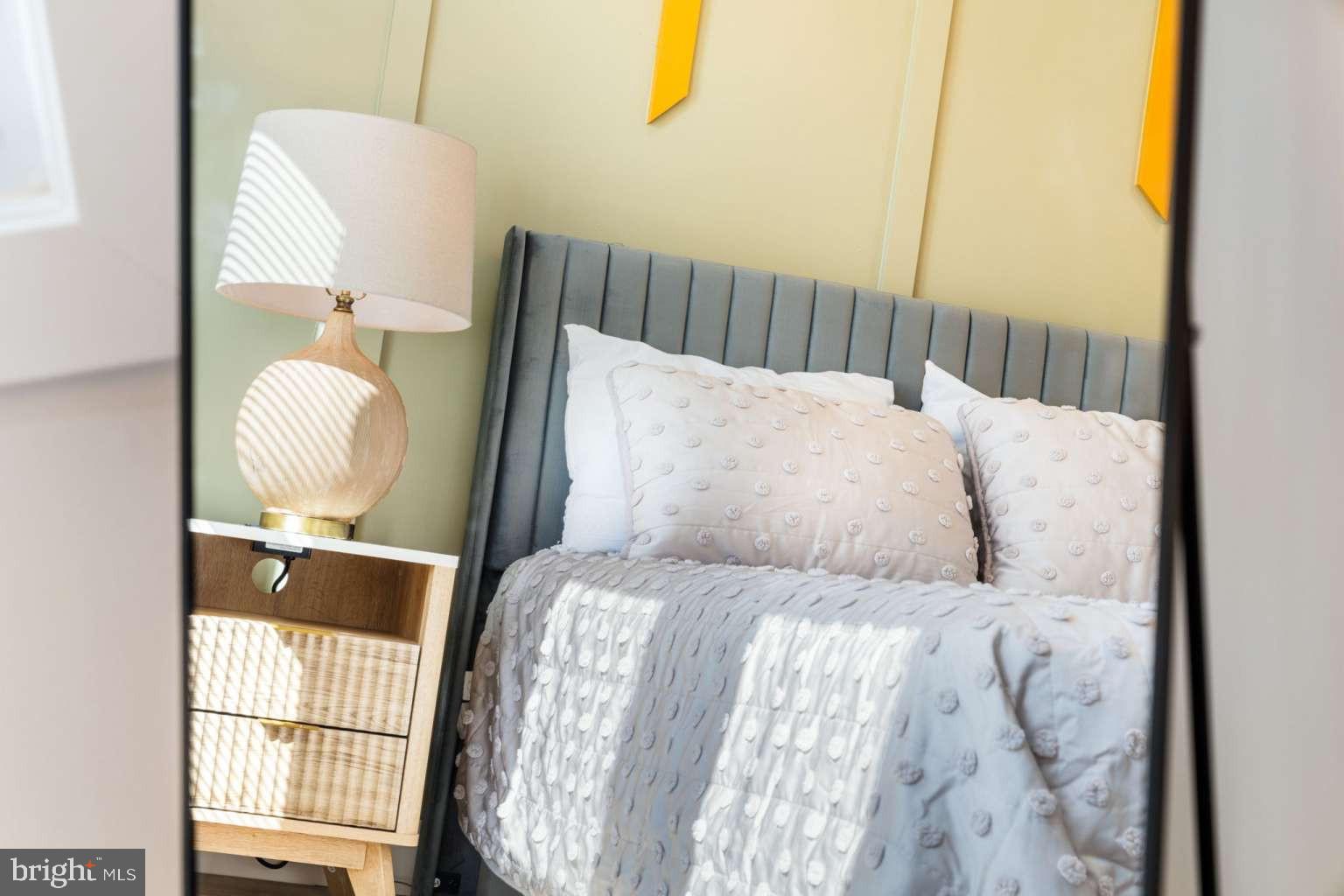 WEST OAK LANE - Residential