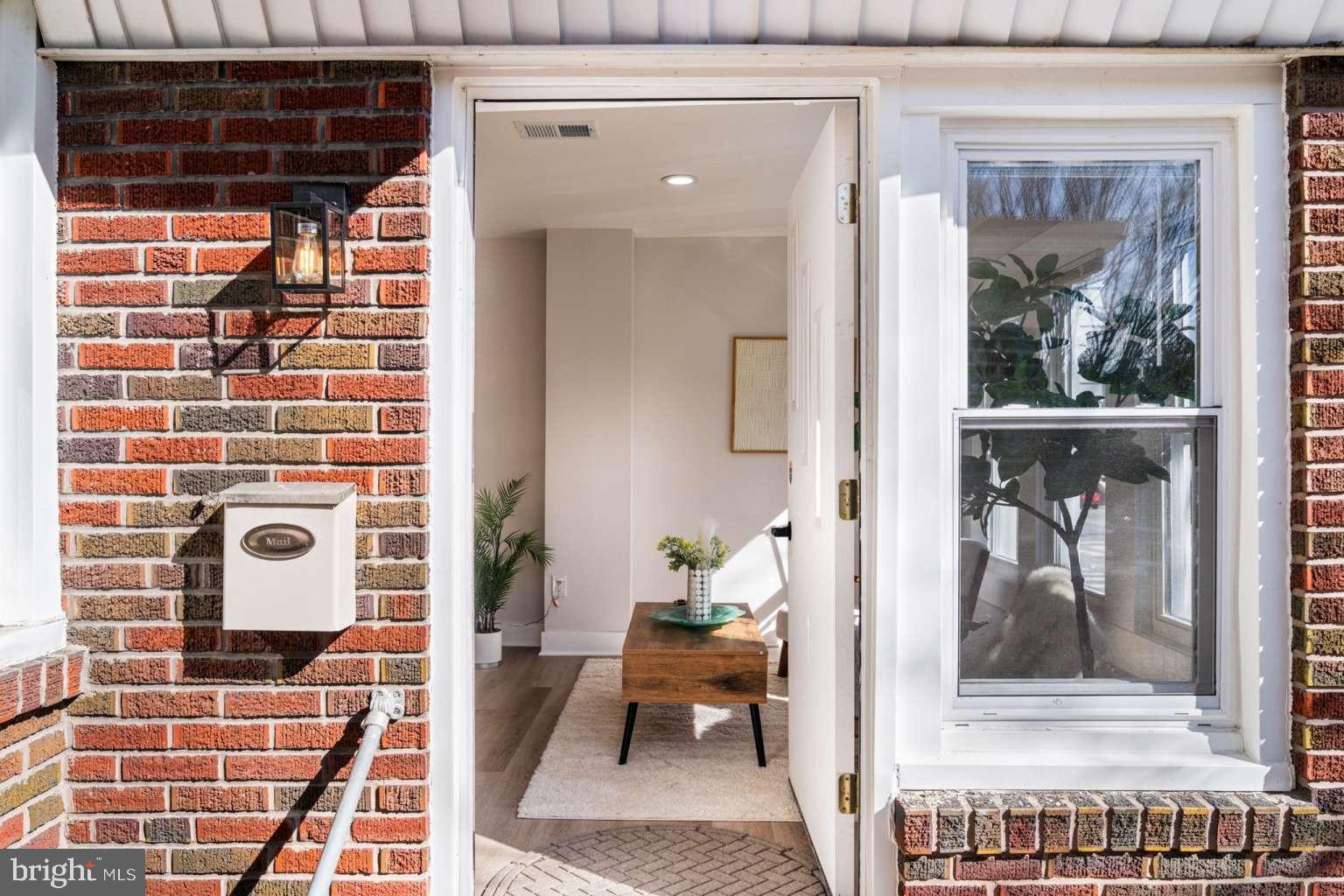 WEST OAK LANE - Residential