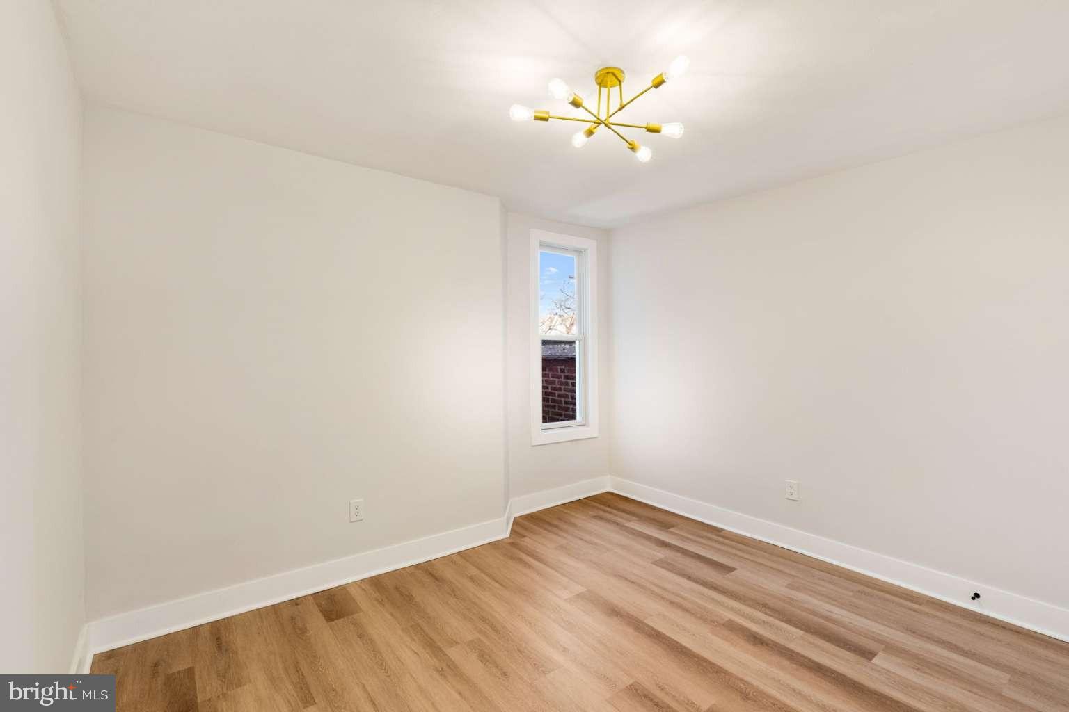 WEST OAK LANE - Residential