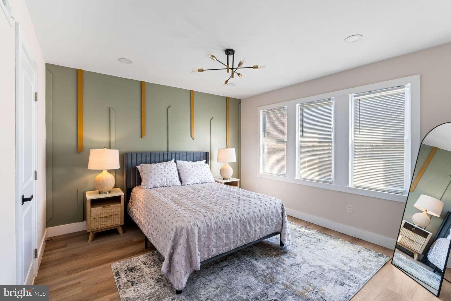 WEST OAK LANE - Residential