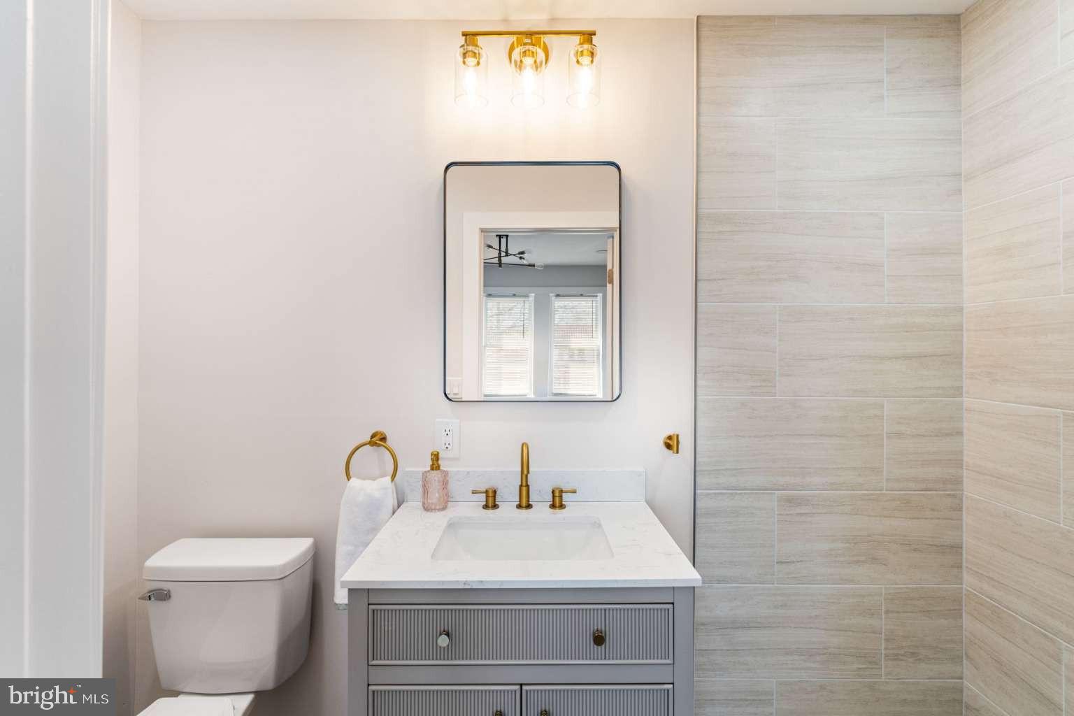 WEST OAK LANE - Residential