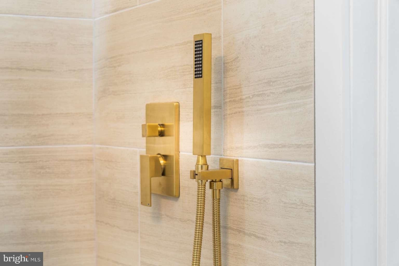 WEST OAK LANE - Residential