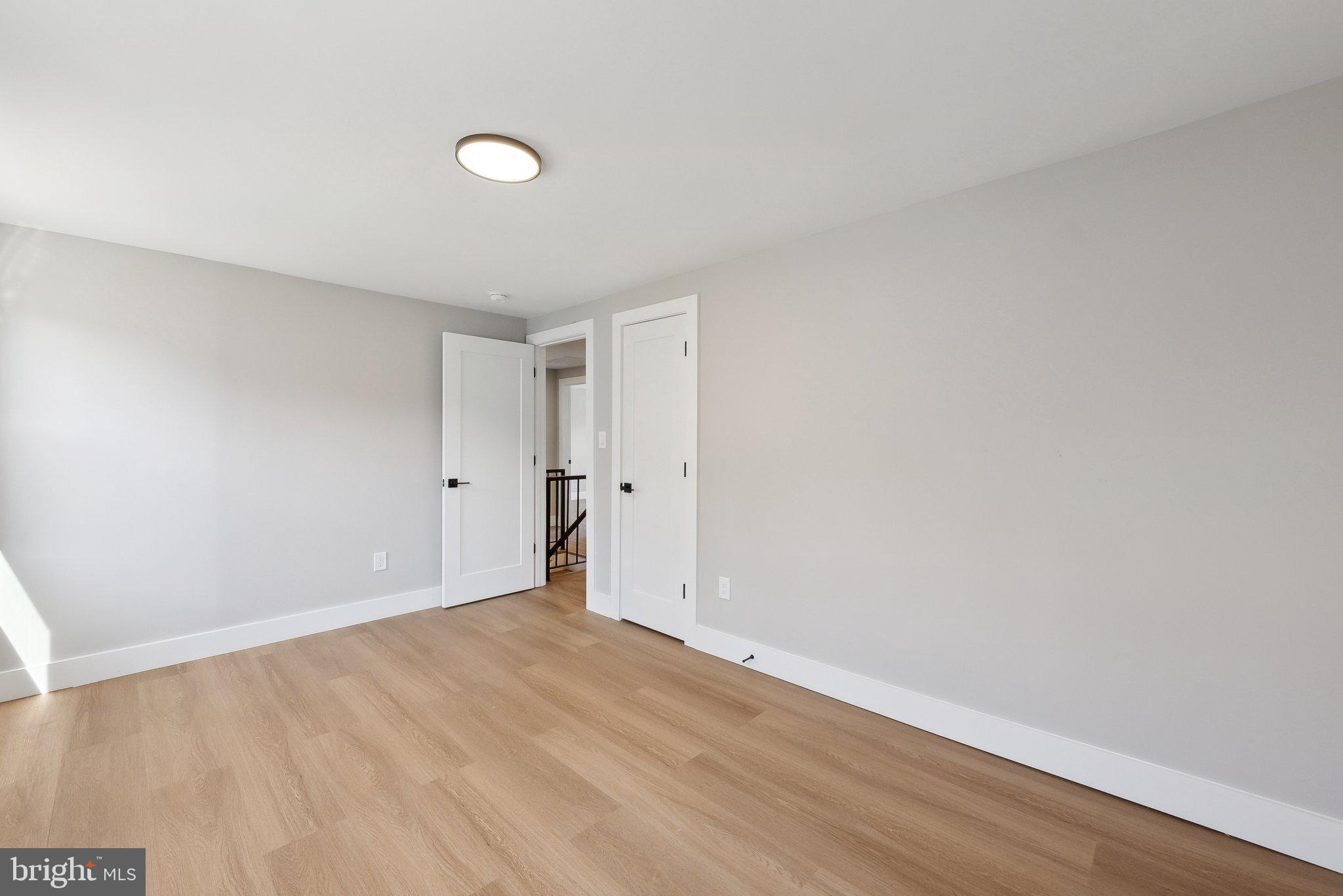 BURKE CENTRE - Residential