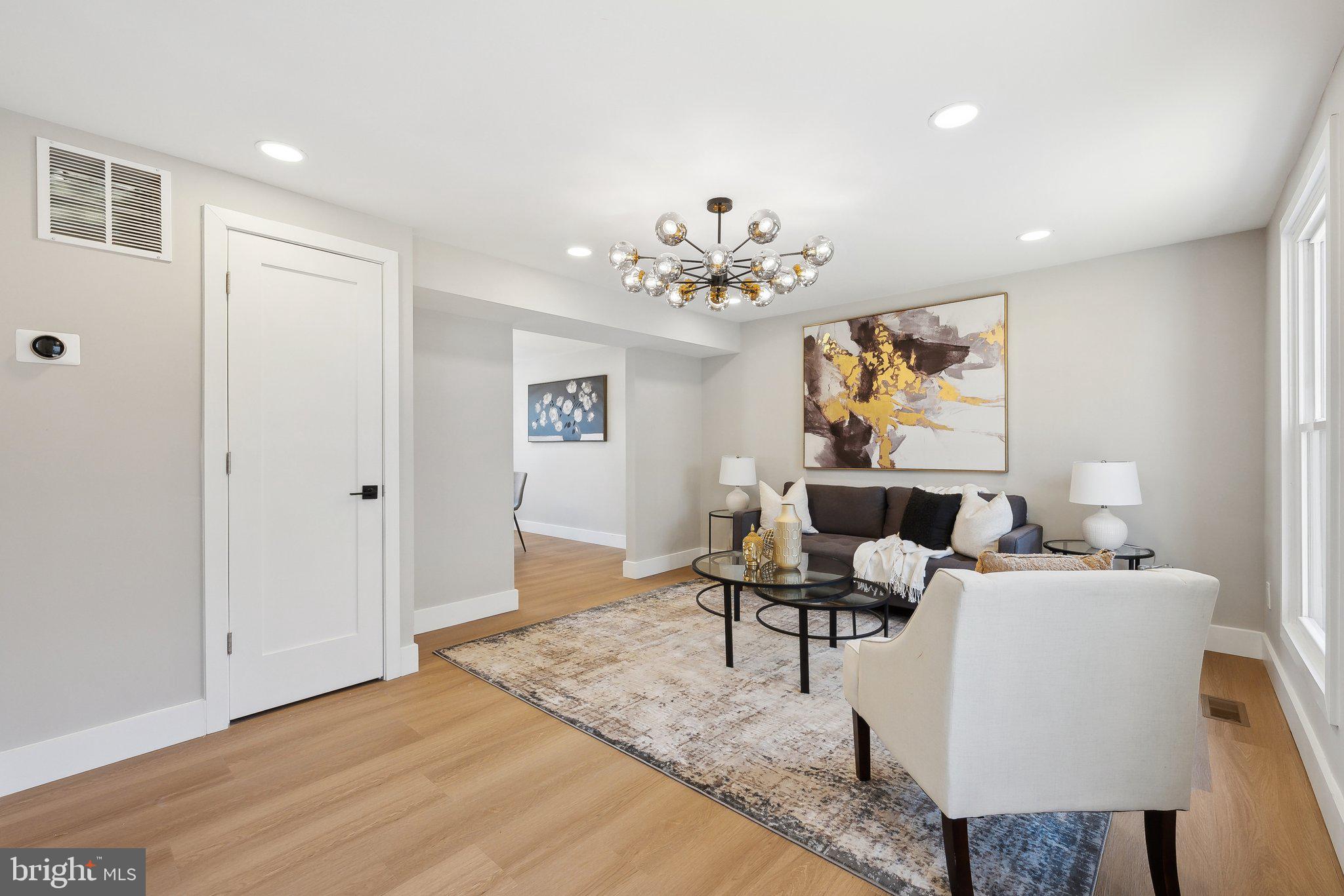 BURKE CENTRE - Residential