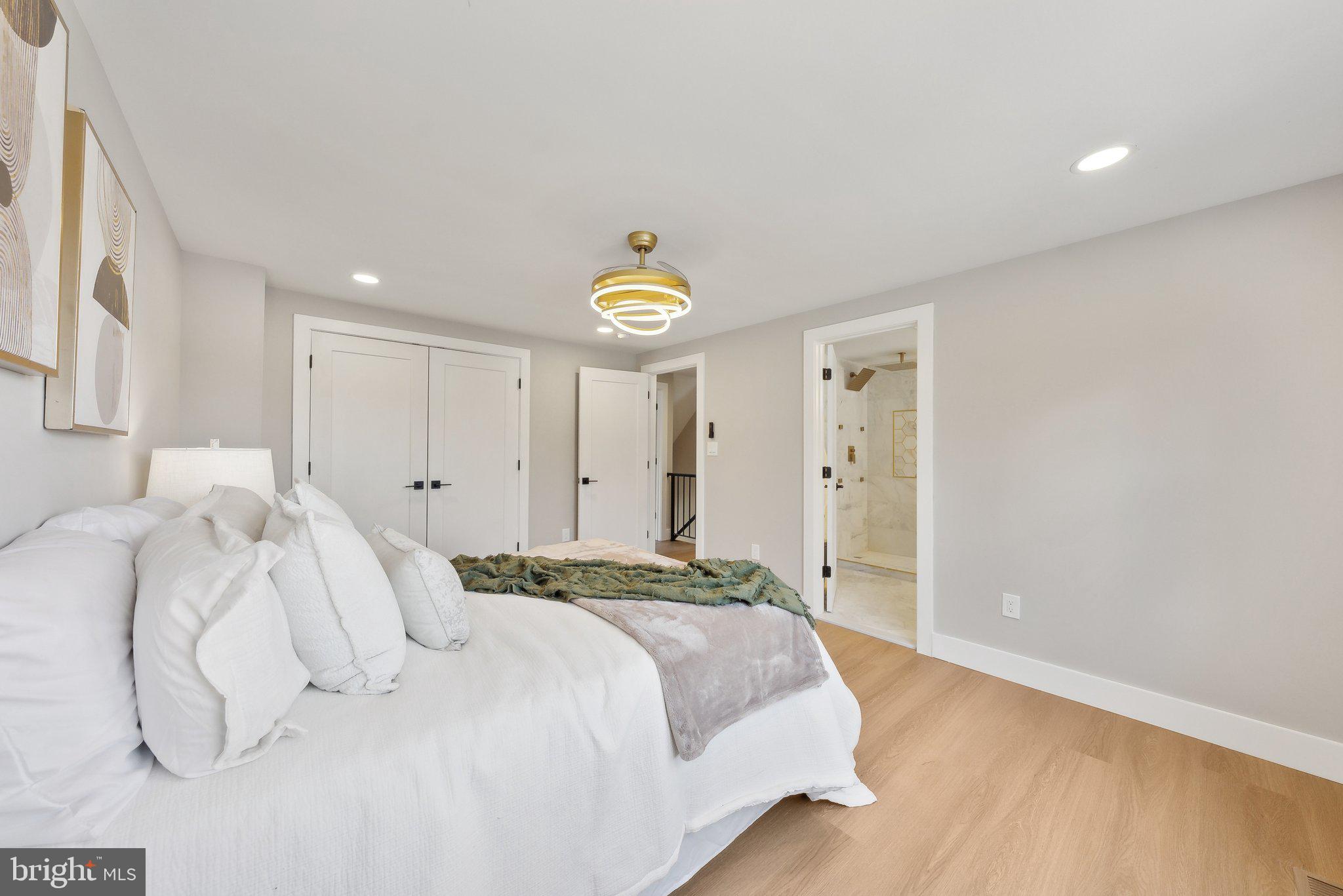 BURKE CENTRE - Residential