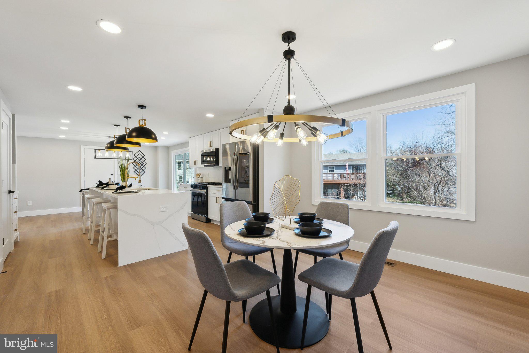 BURKE CENTRE - Residential