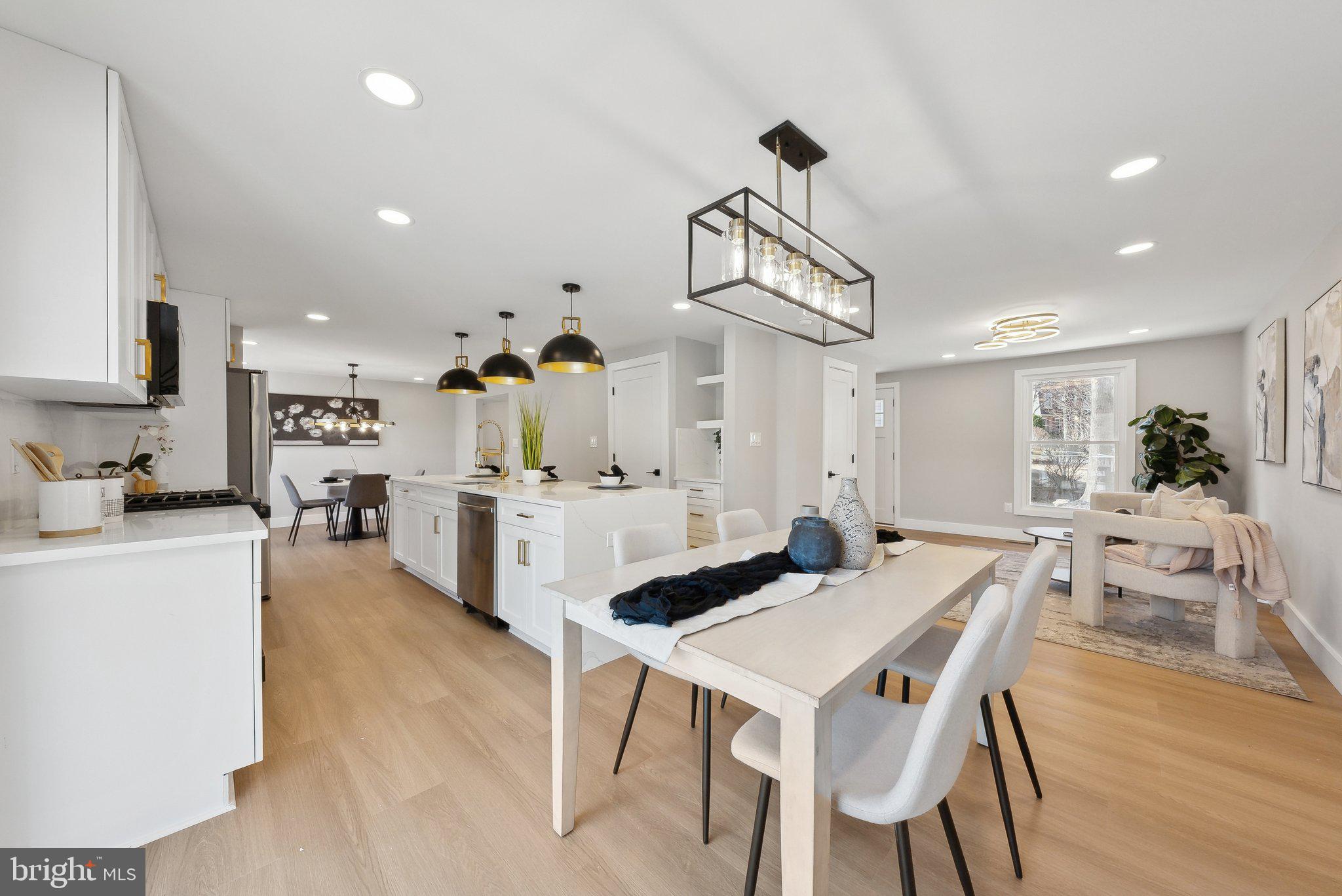 BURKE CENTRE - Residential