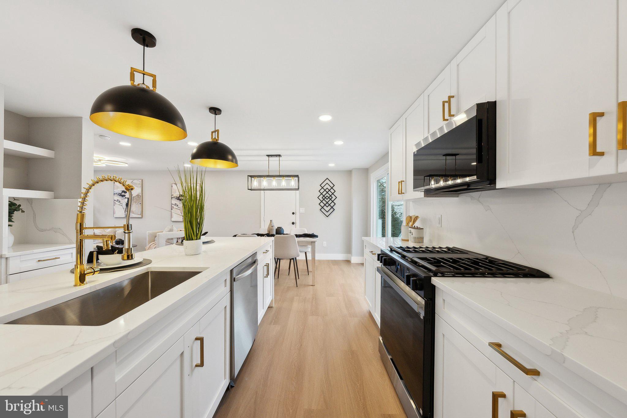 BURKE CENTRE - Residential