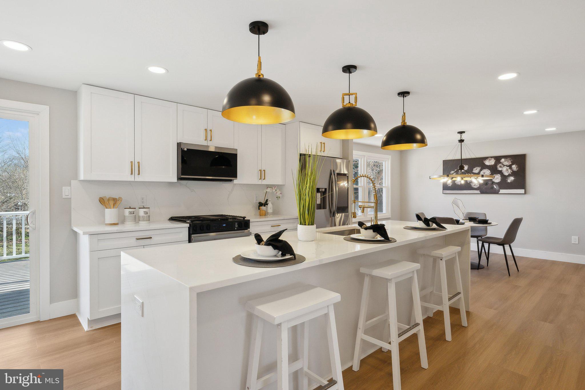 BURKE CENTRE - Residential