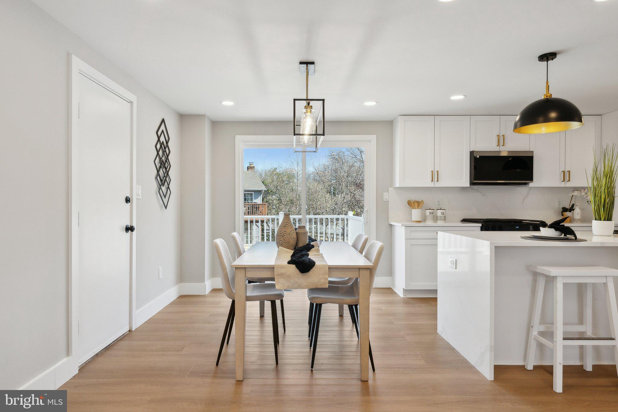 BURKE CENTRE - Residential