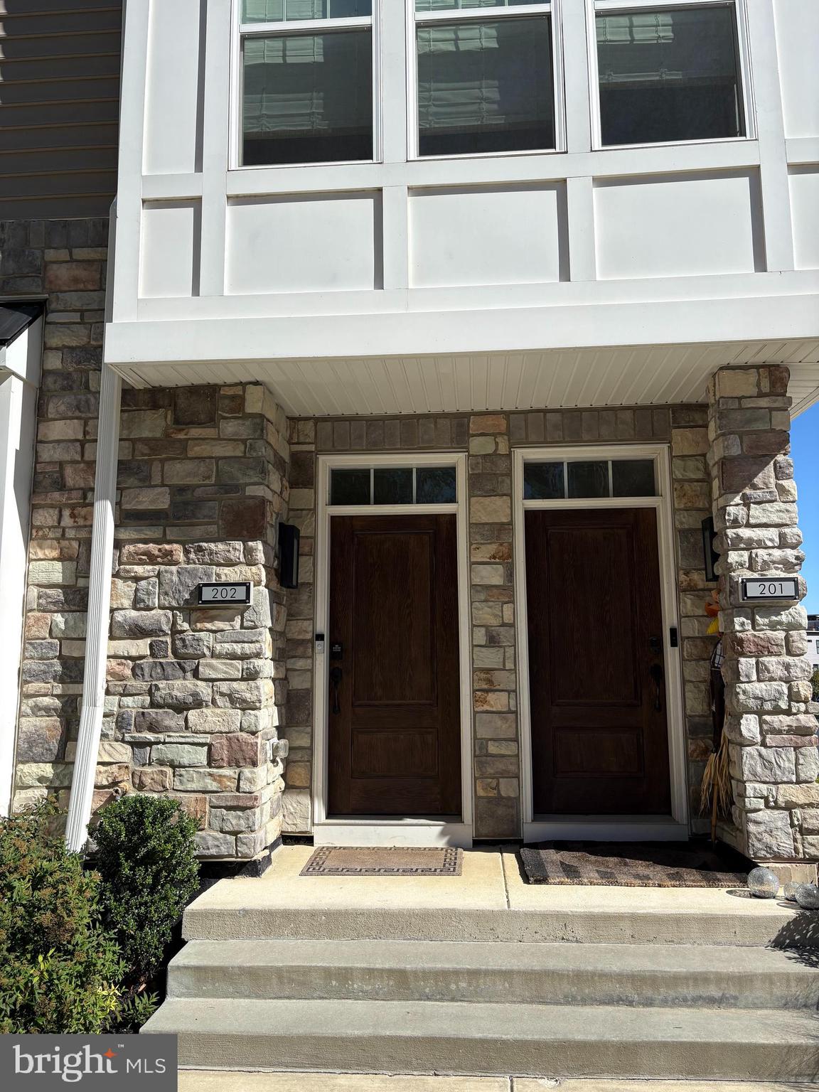 NEWTOWN WALK AT ELLIS PRESERVE - Residential Lease