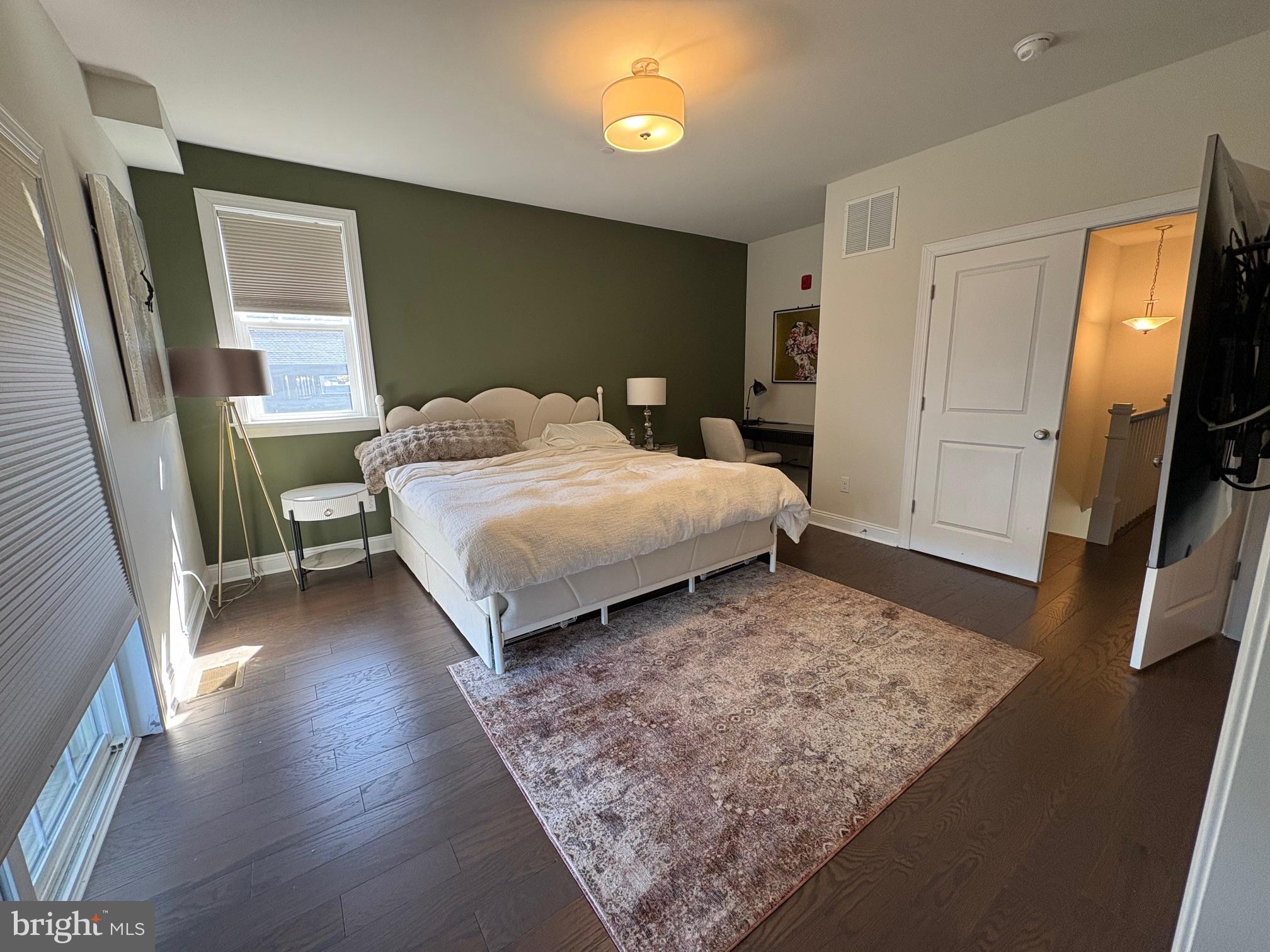 NEWTOWN WALK AT ELLIS PRESERVE - Residential Lease