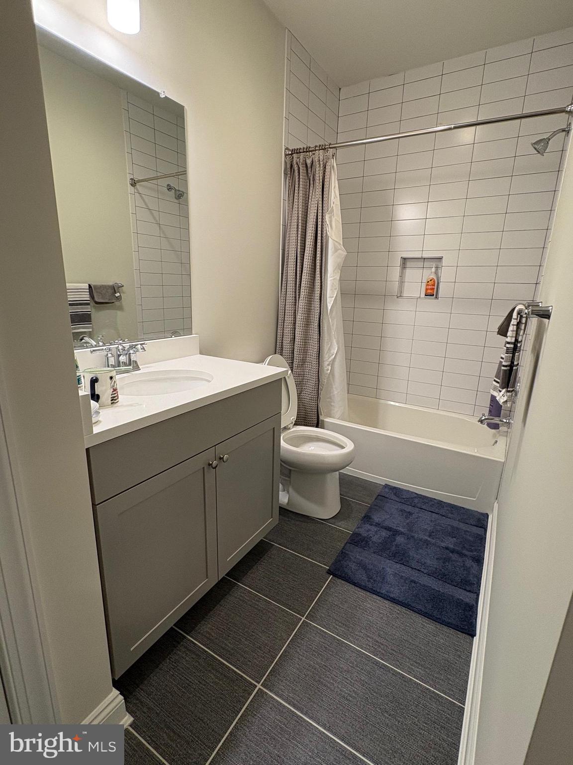 NEWTOWN WALK AT ELLIS PRESERVE - Residential Lease