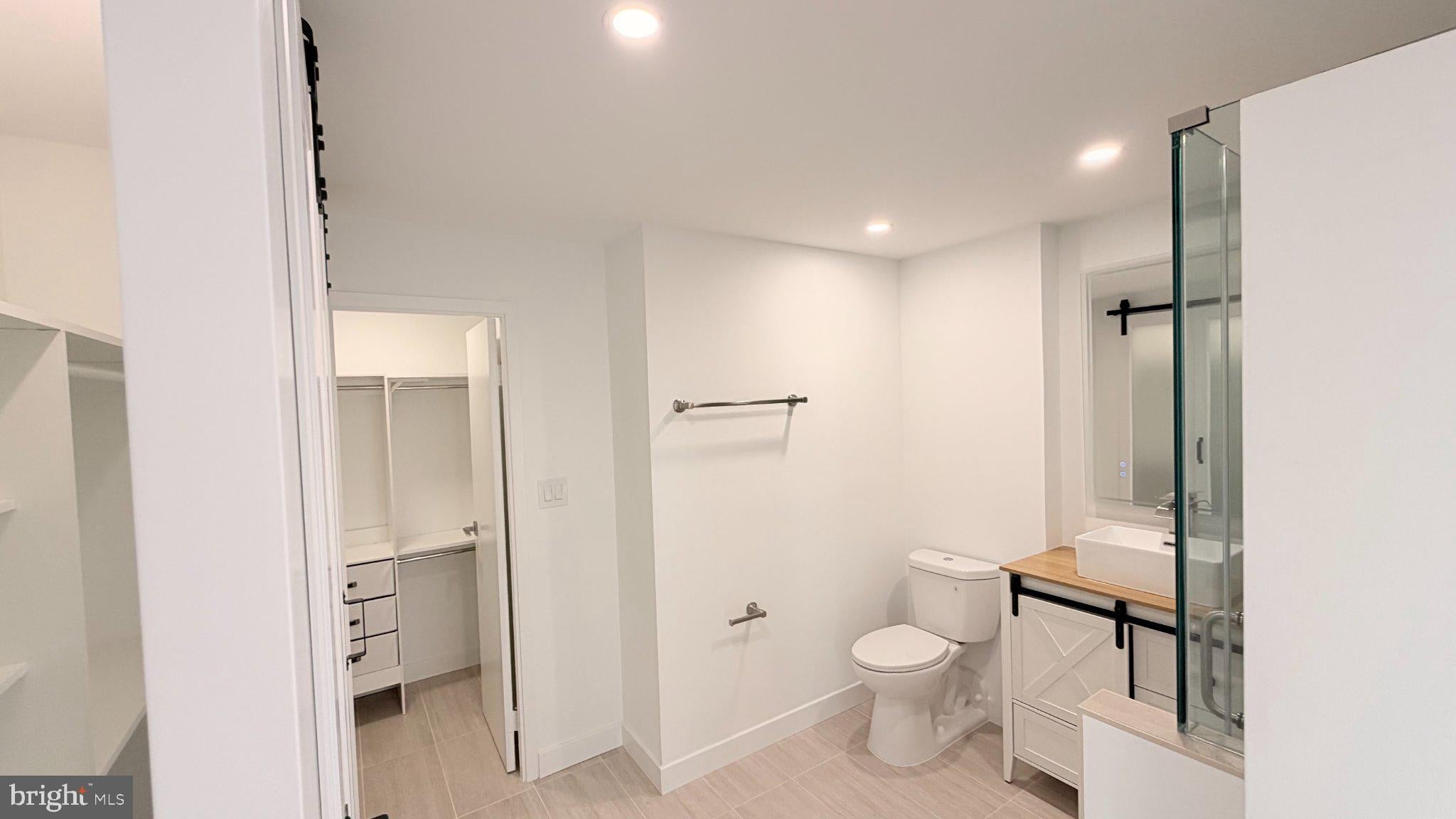 11801 ROCKVILLE PIKE 712