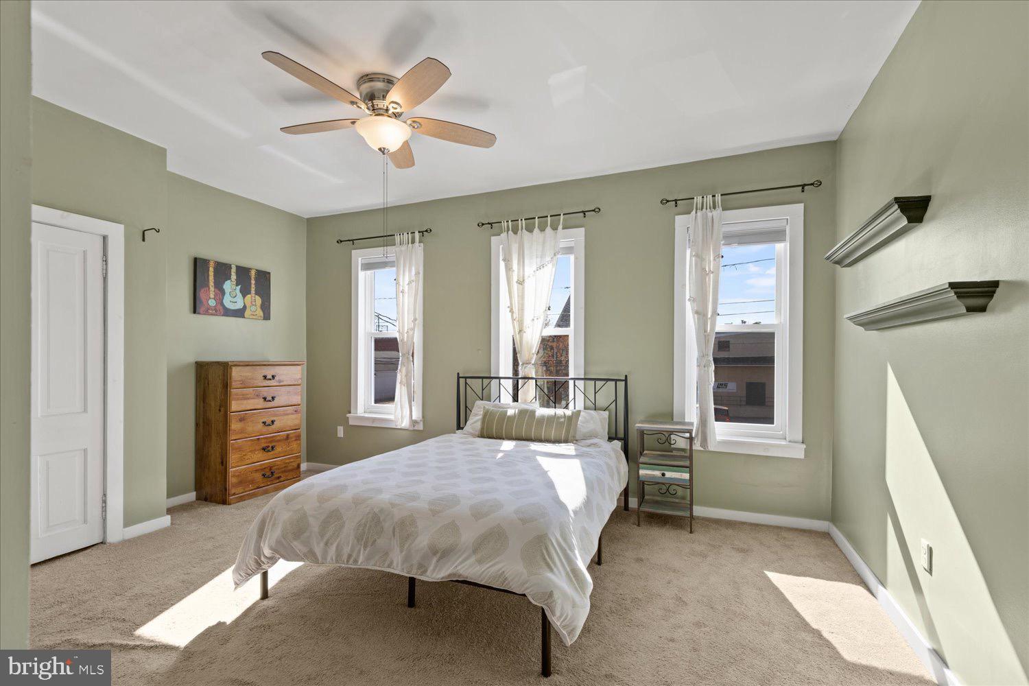 NORTH END LANCASTER - Residential