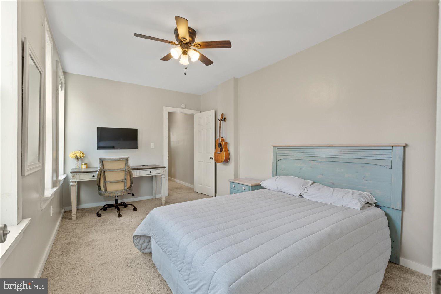 NORTH END LANCASTER - Residential