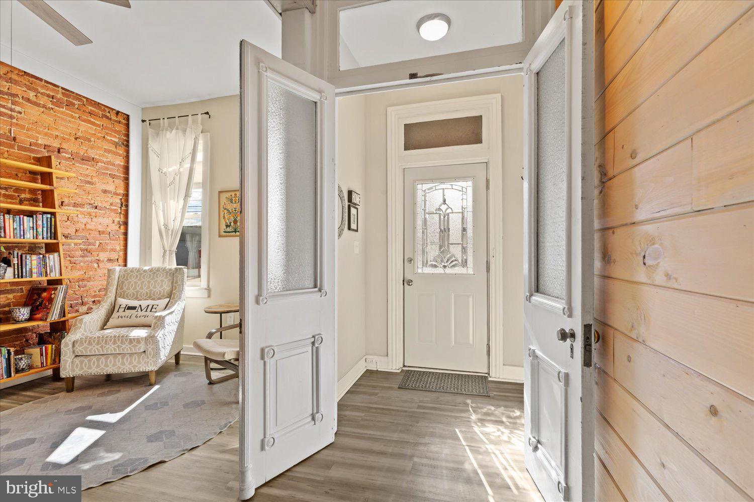 NORTH END LANCASTER - Residential