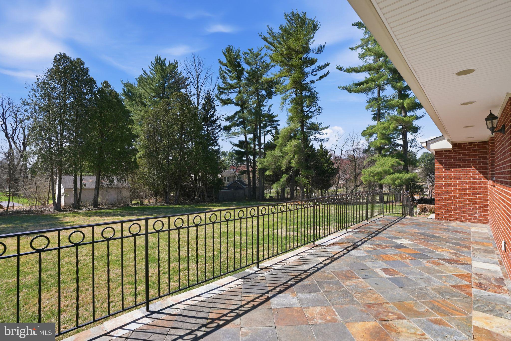 GAYFIELDS - Residential