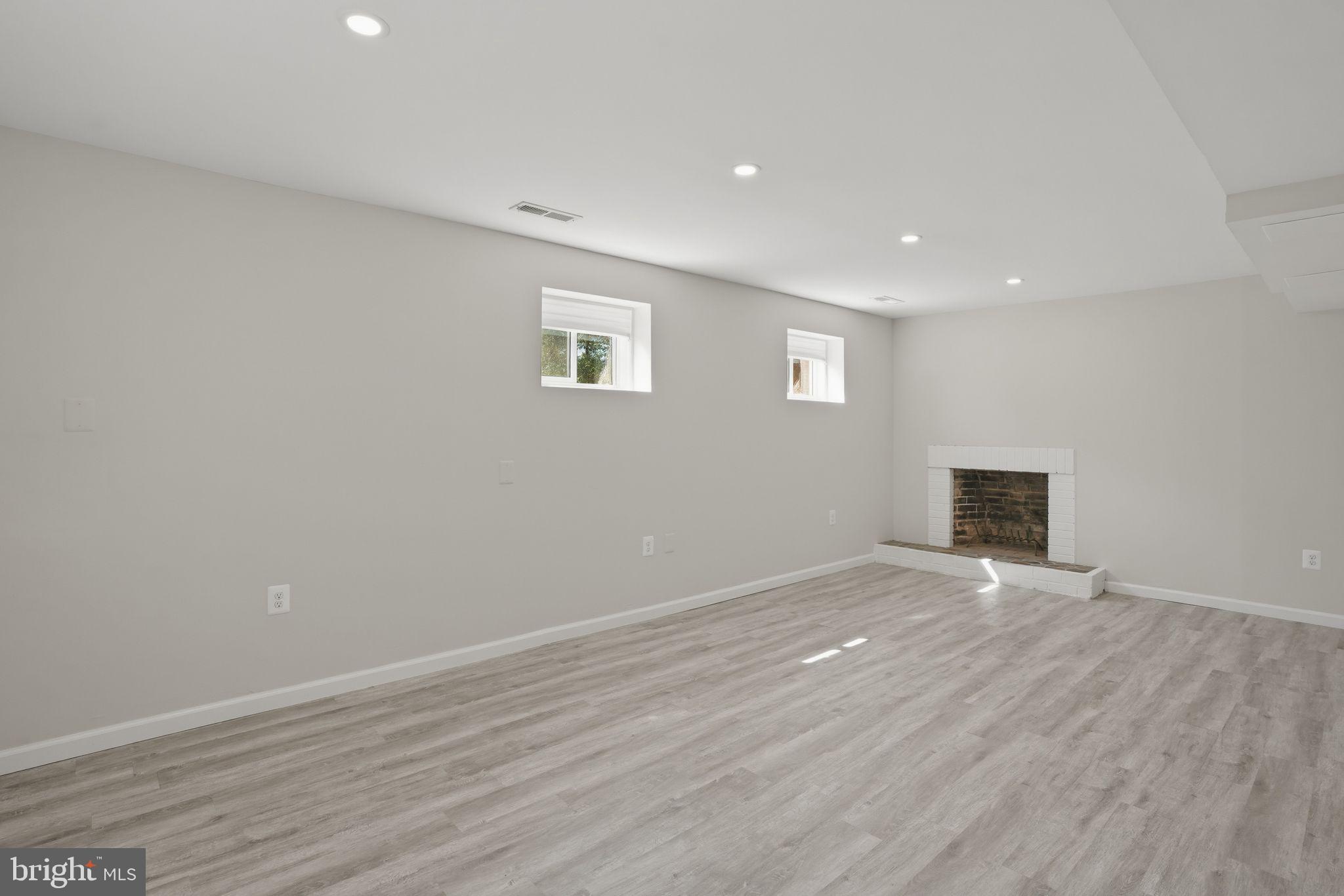 GAYFIELDS - Residential