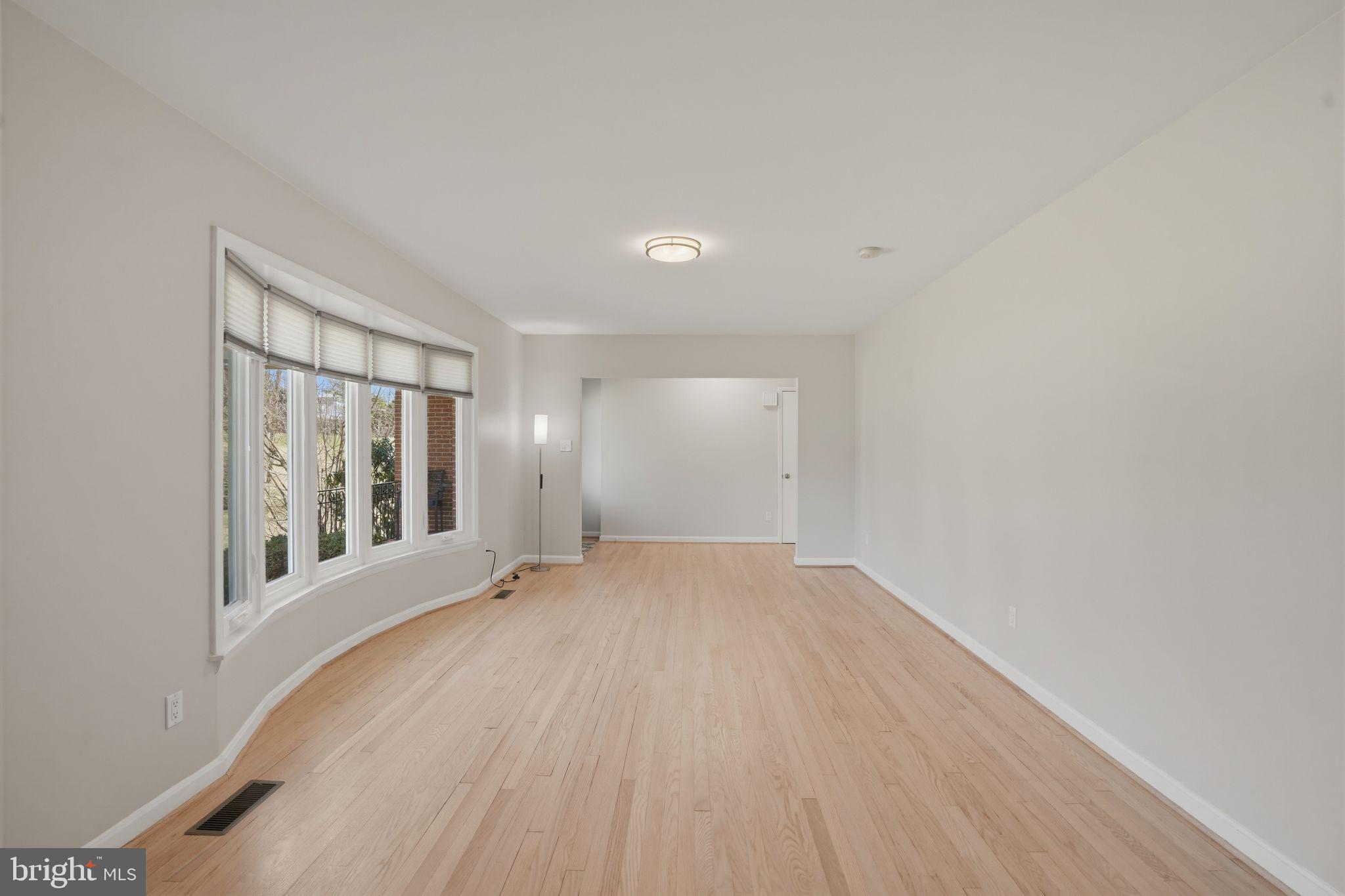 1800 GAYFIELDS DRIVE