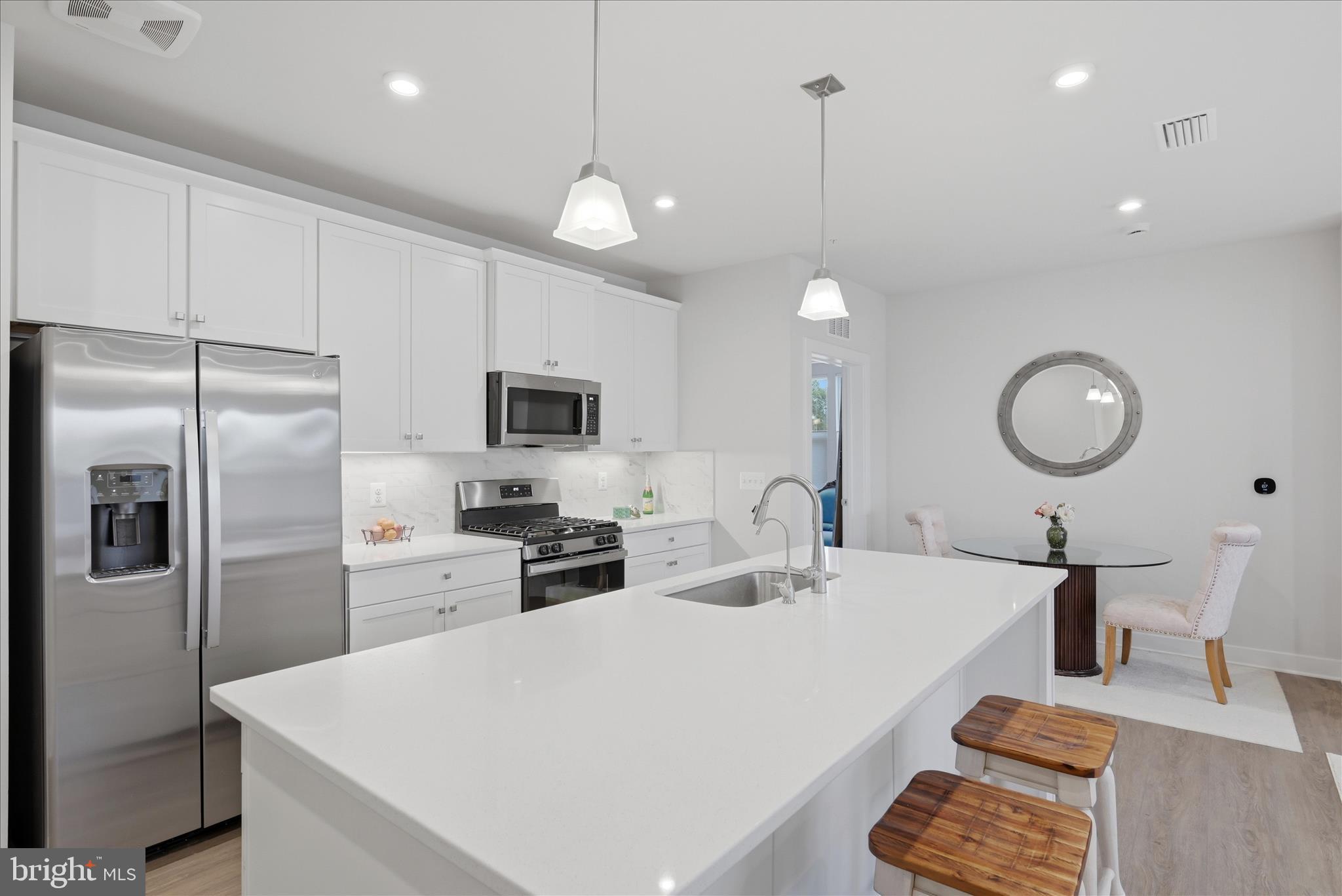 WINCHESTER LANDING - Residential