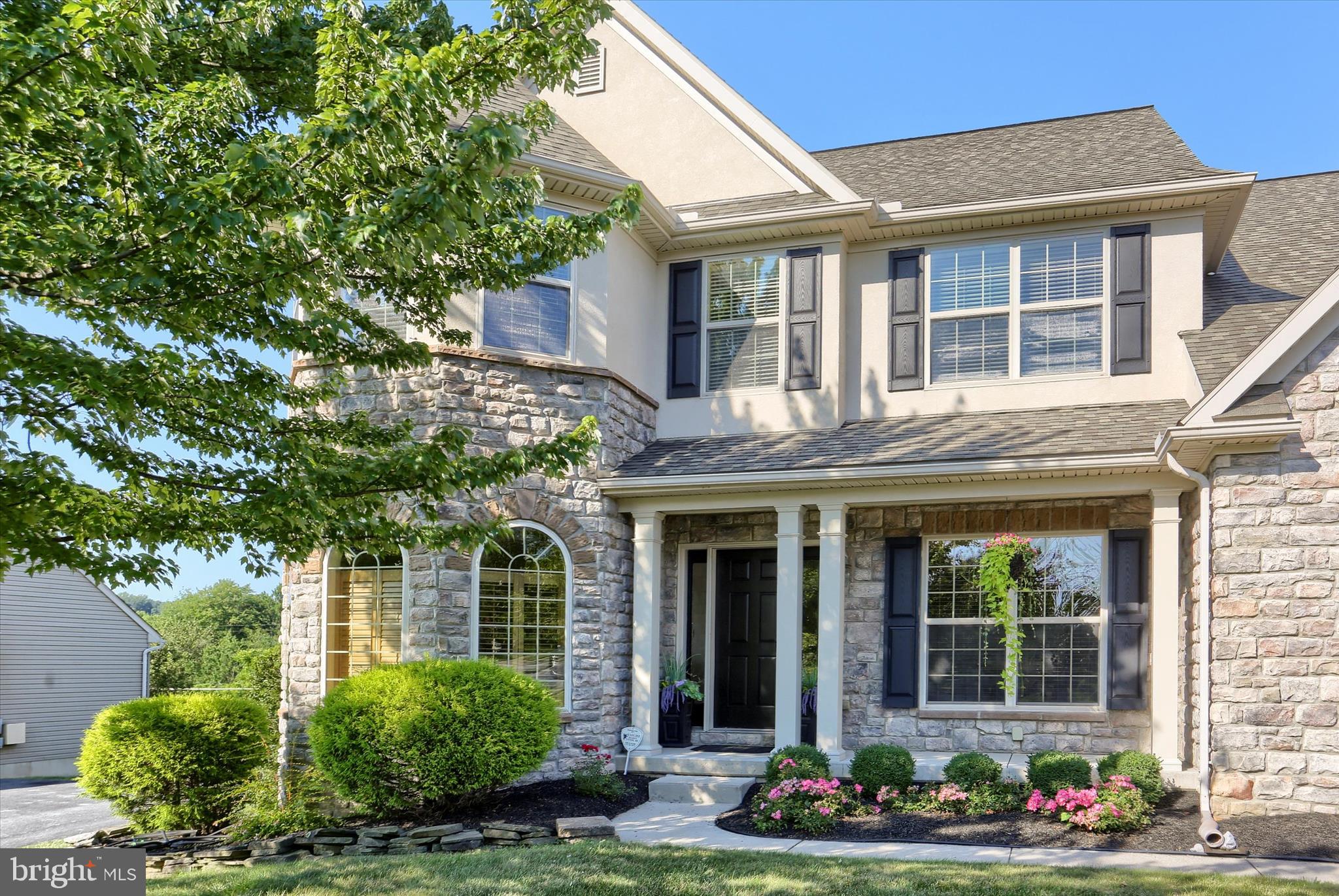 HILLS OF WATERFORD - Residential