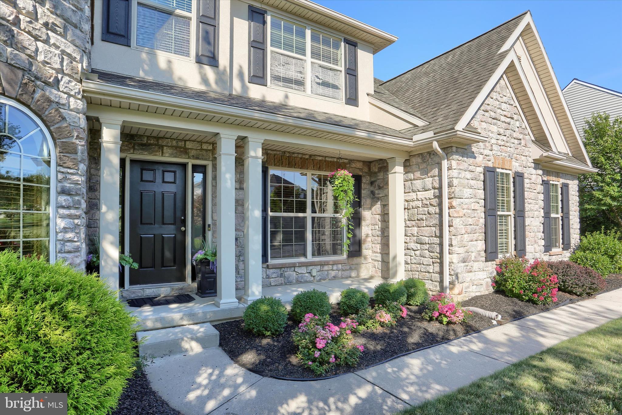 HILLS OF WATERFORD - Residential