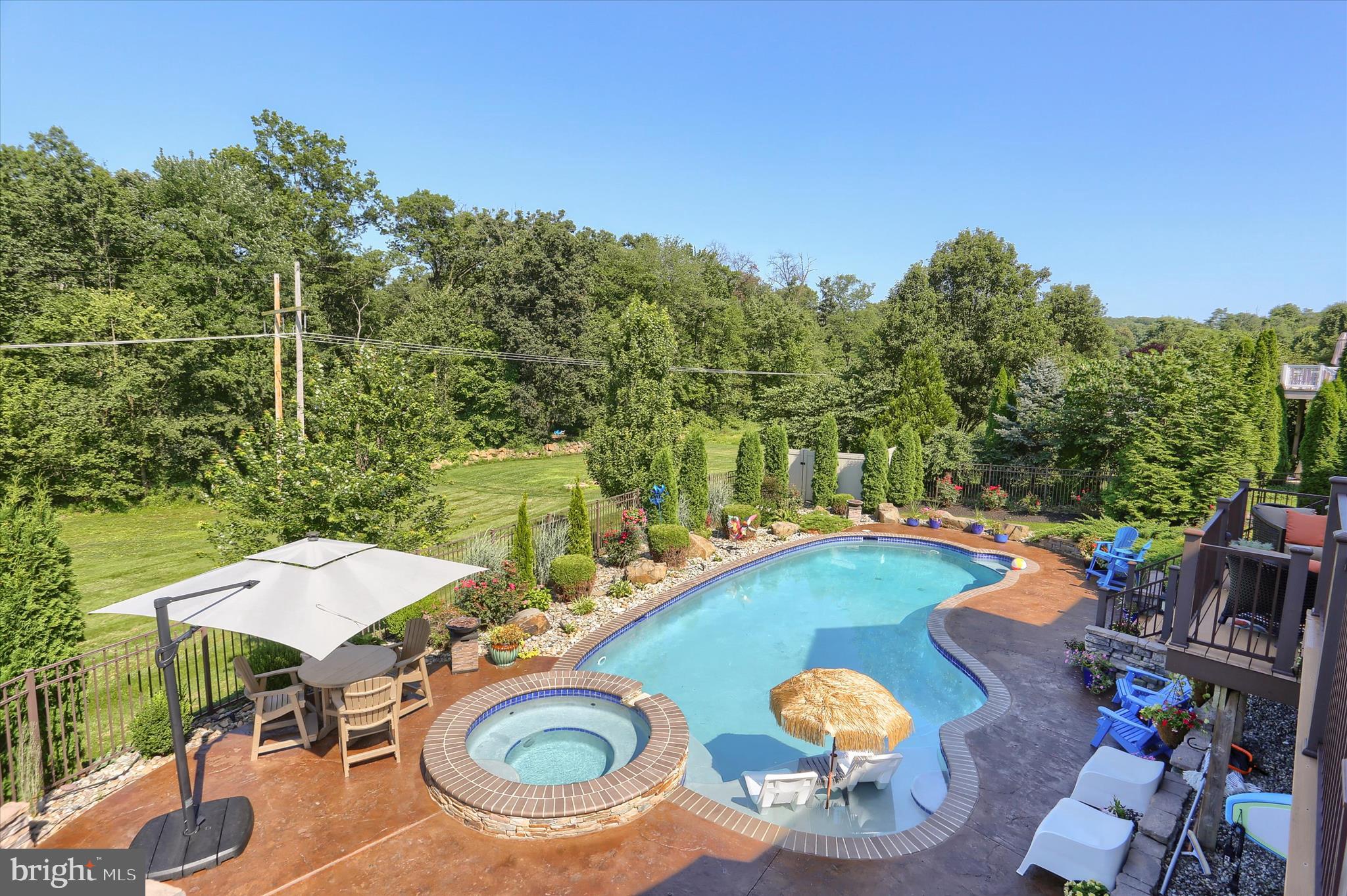 HILLS OF WATERFORD - Residential