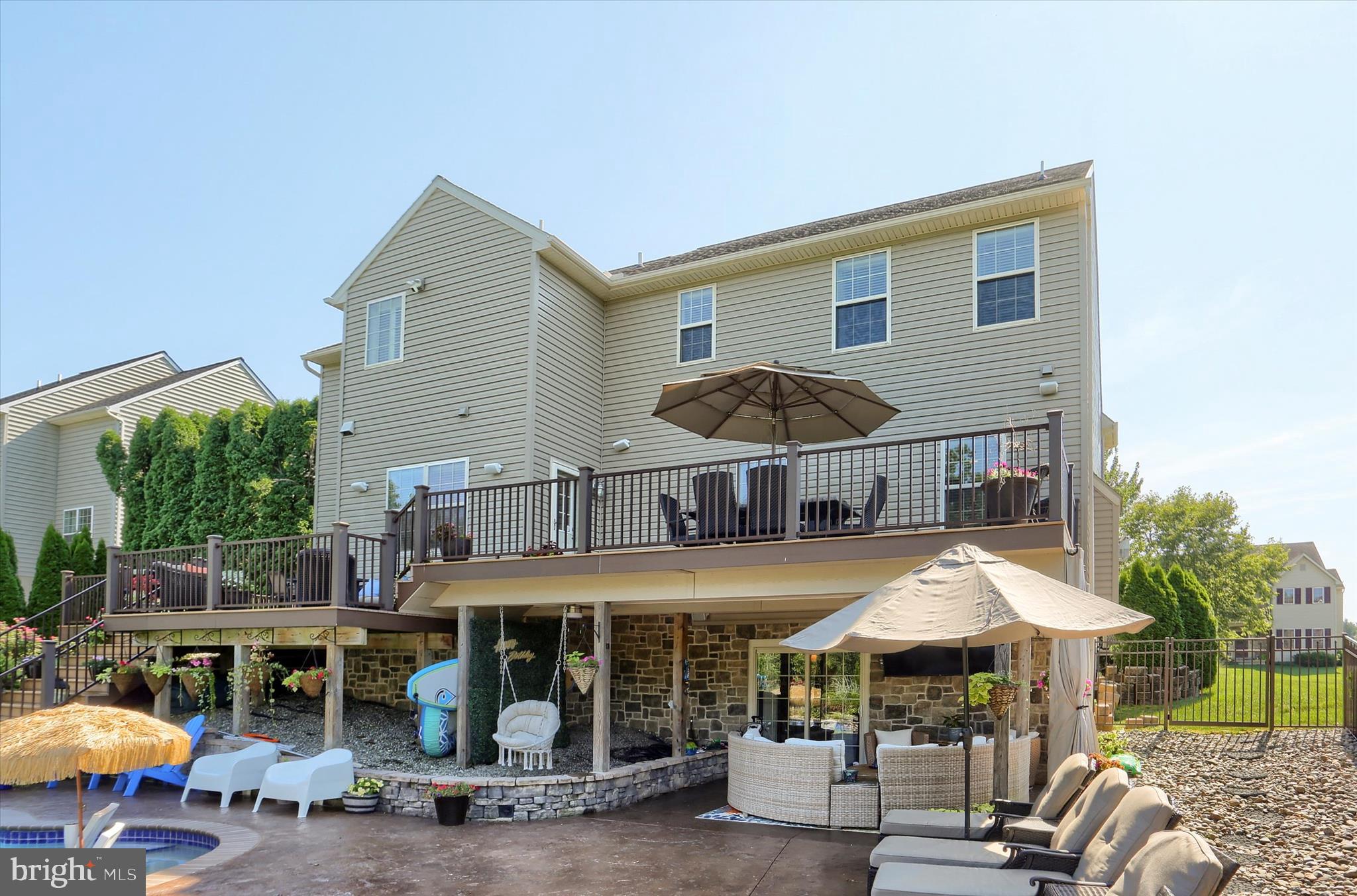 HILLS OF WATERFORD - Residential