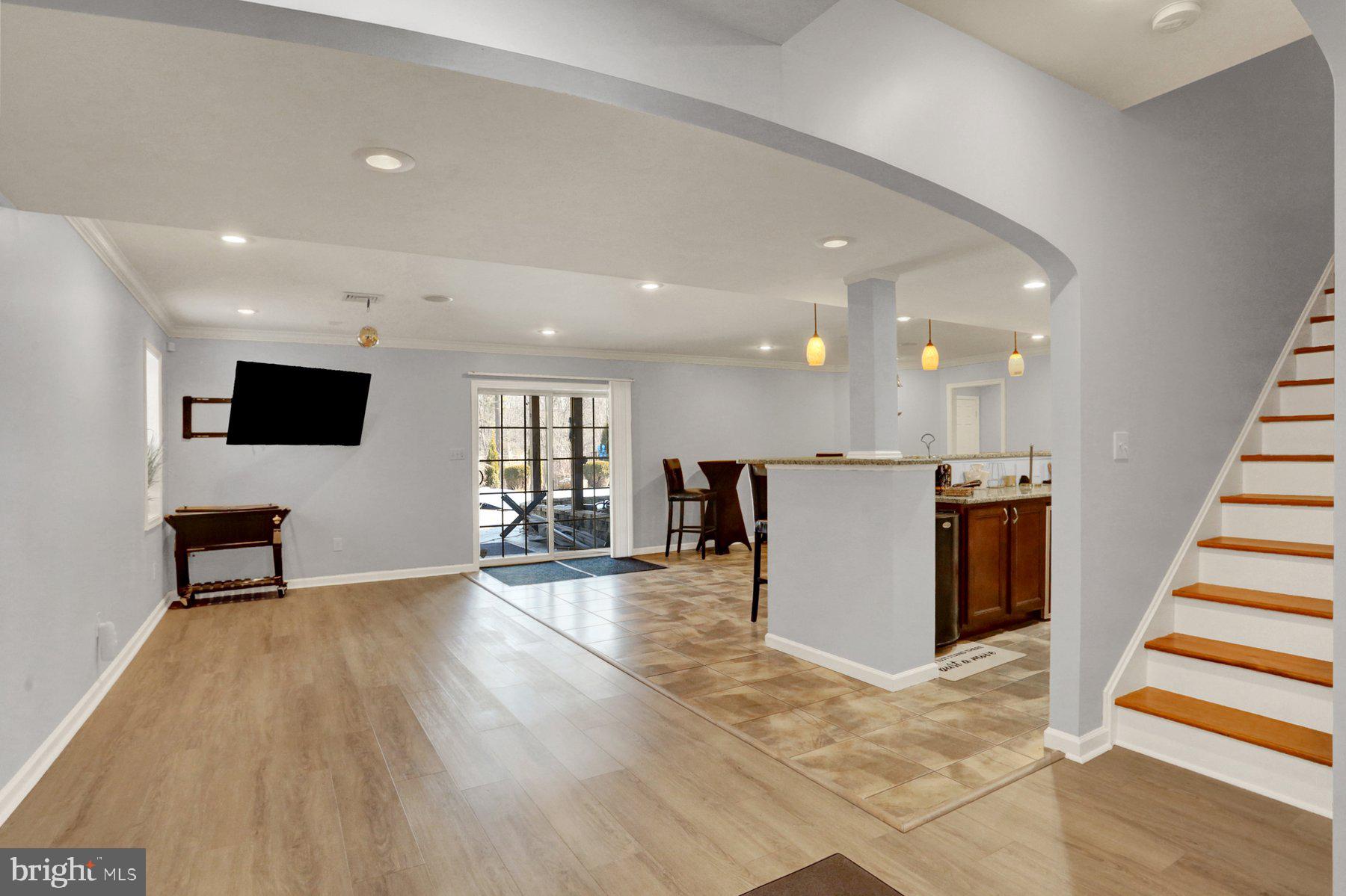 HILLS OF WATERFORD - Residential