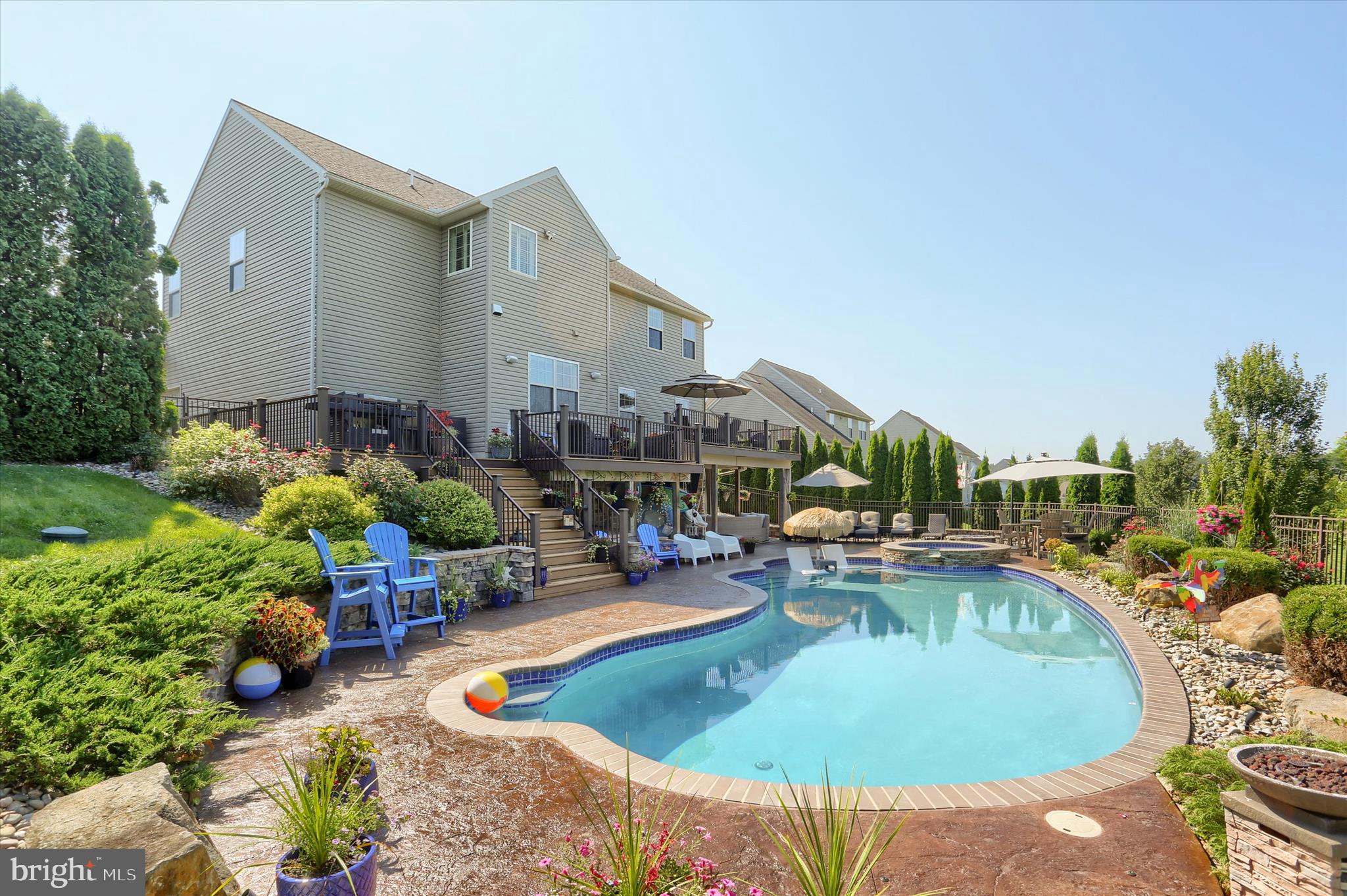 HILLS OF WATERFORD - Residential