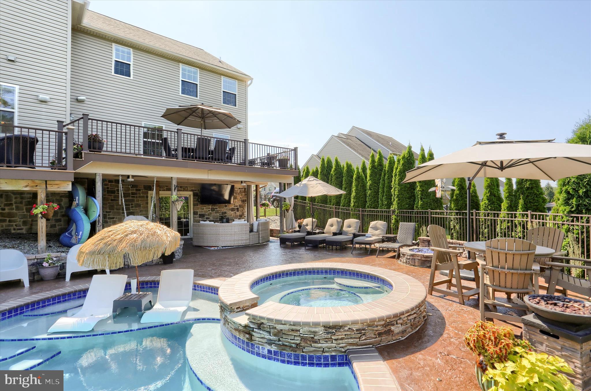 HILLS OF WATERFORD - Residential