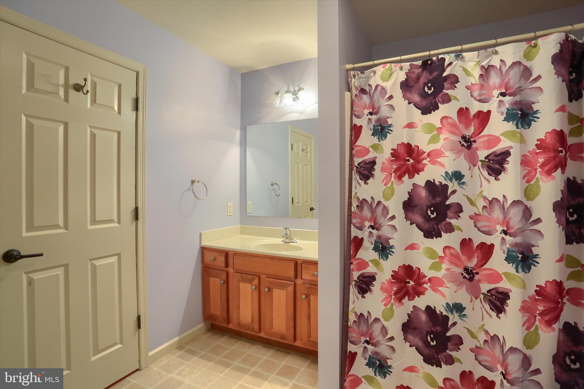 HILLS OF WATERFORD - Residential