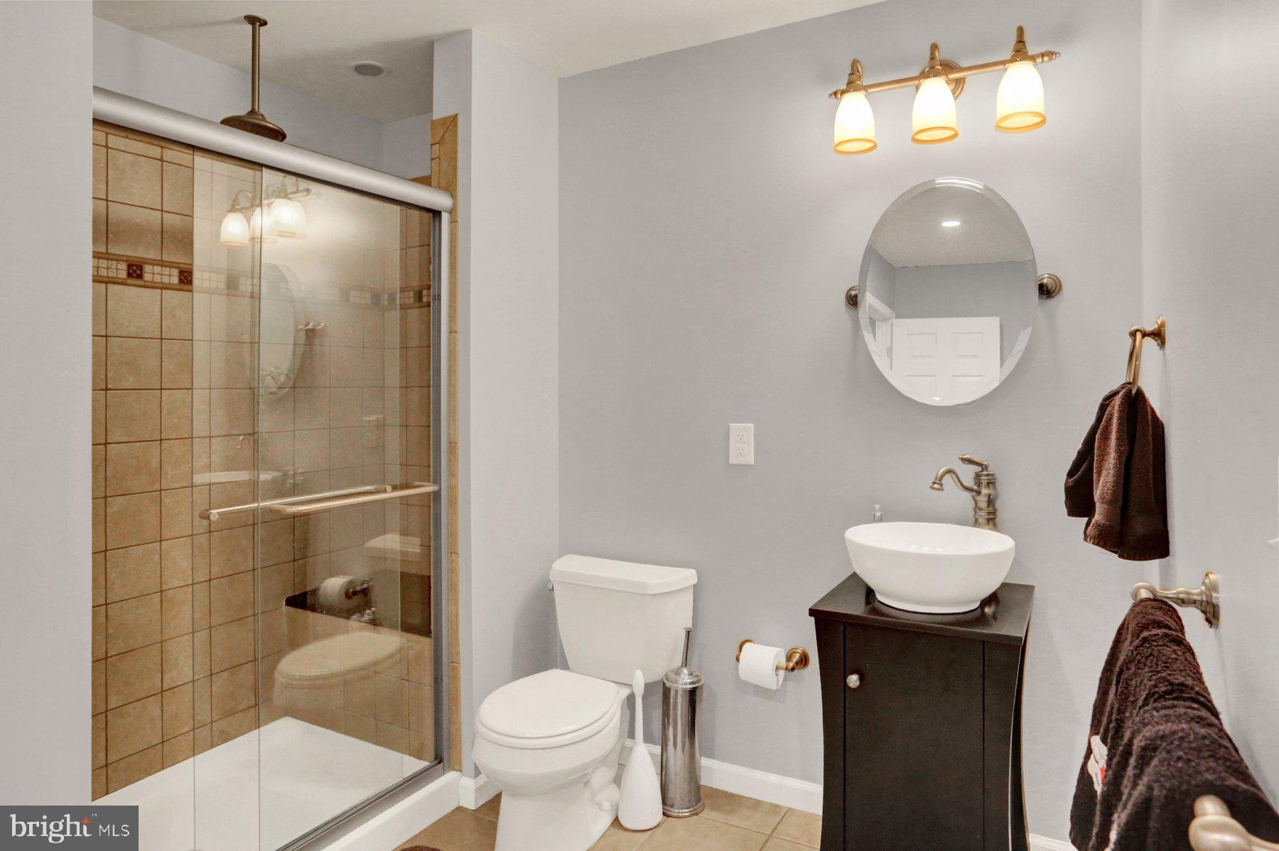 HILLS OF WATERFORD - Residential