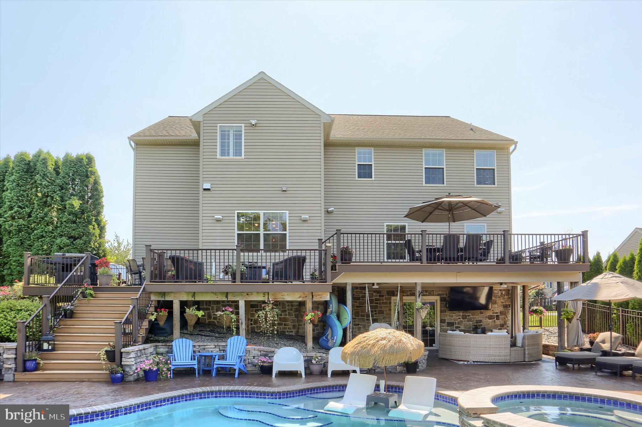 HILLS OF WATERFORD - Residential