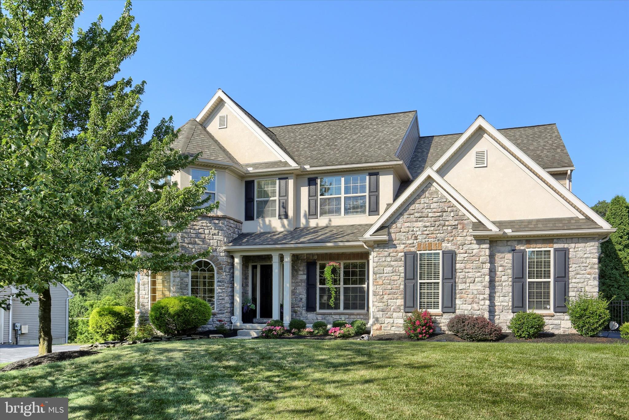 2709 WESTHAMPTON TERRACE