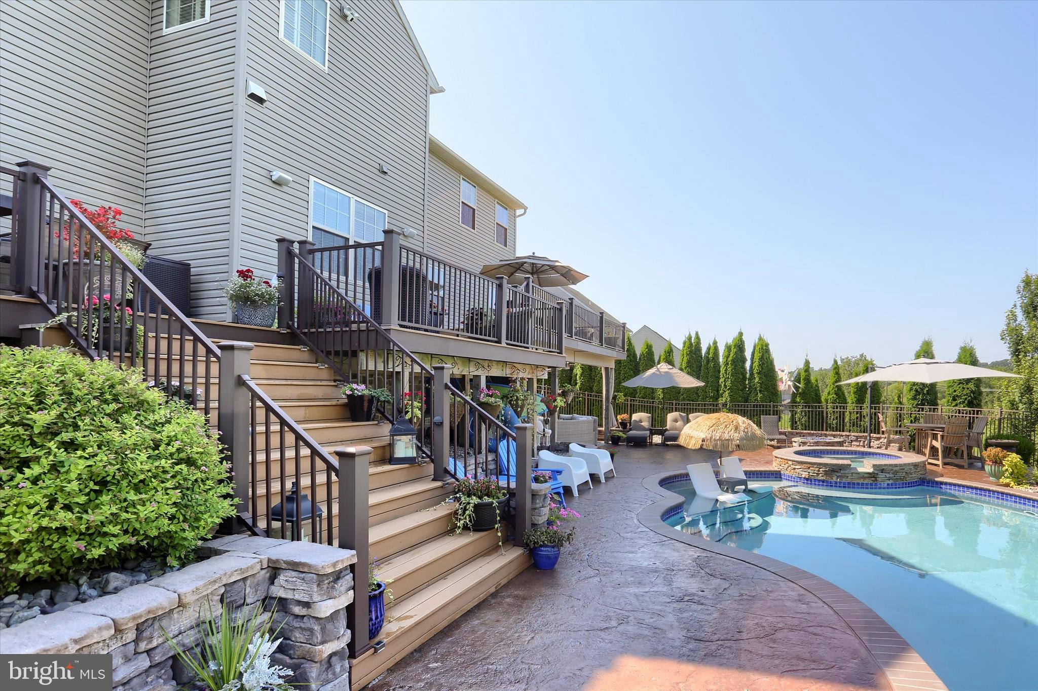 HILLS OF WATERFORD - Residential