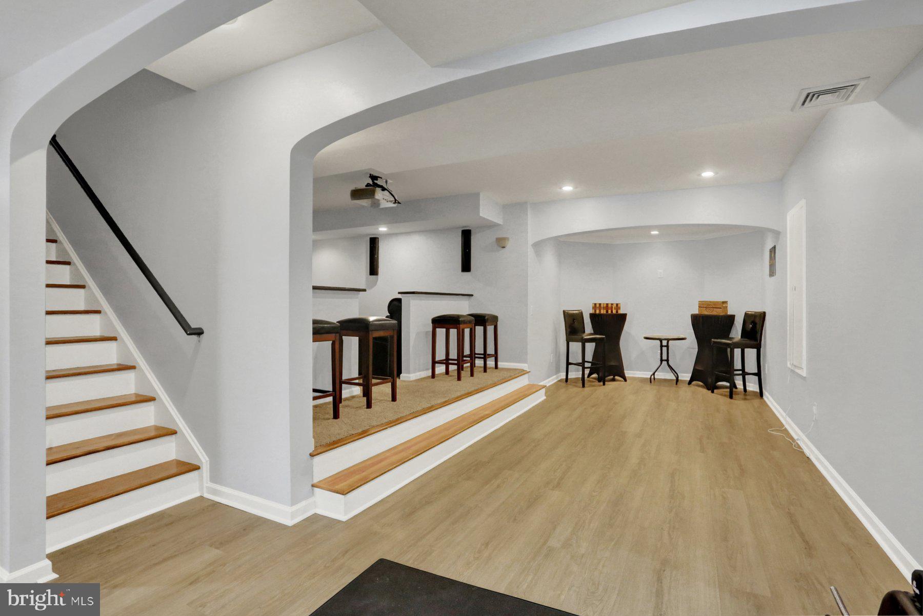 HILLS OF WATERFORD - Residential